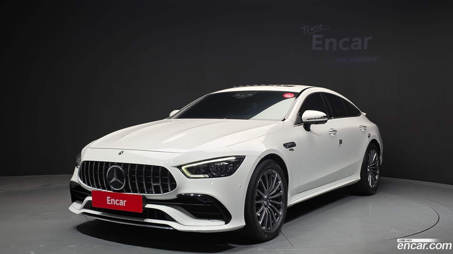 Main__Slider__Photo:AMG GT Mercedes-Benz 2021.11-0