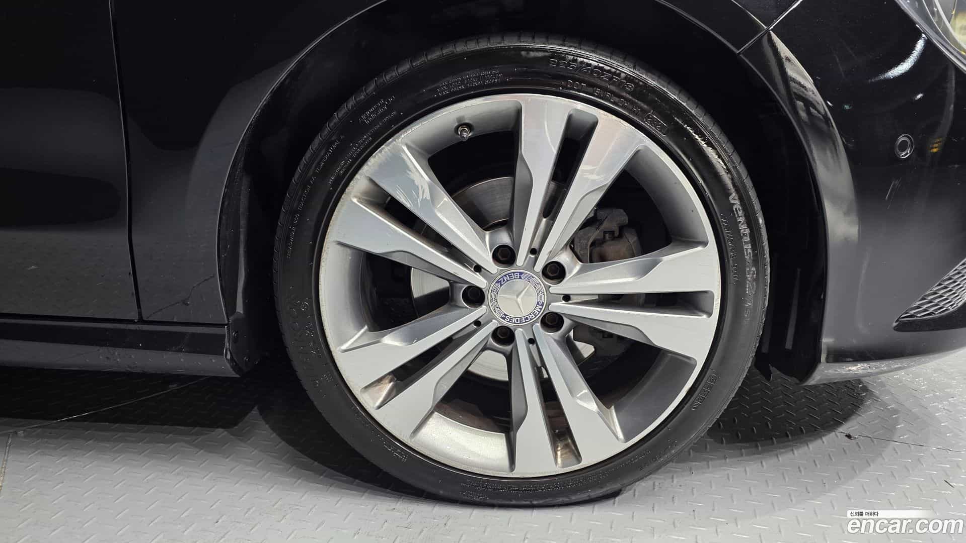 CLA-Class Mercedes-Benz 2015.4-OUTER-005