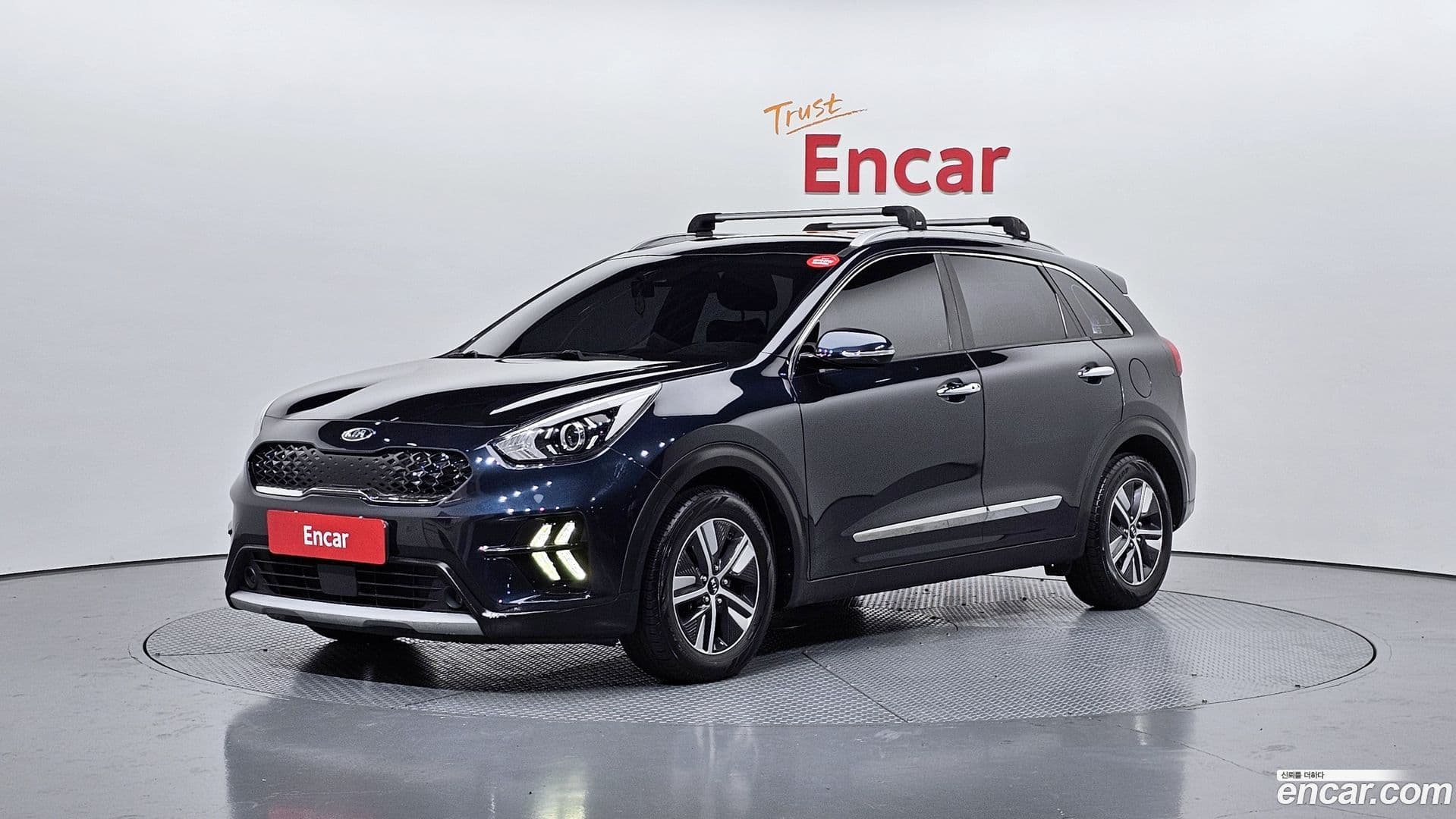 Main__Slider__Photo:Niro Kia 2020.1-0