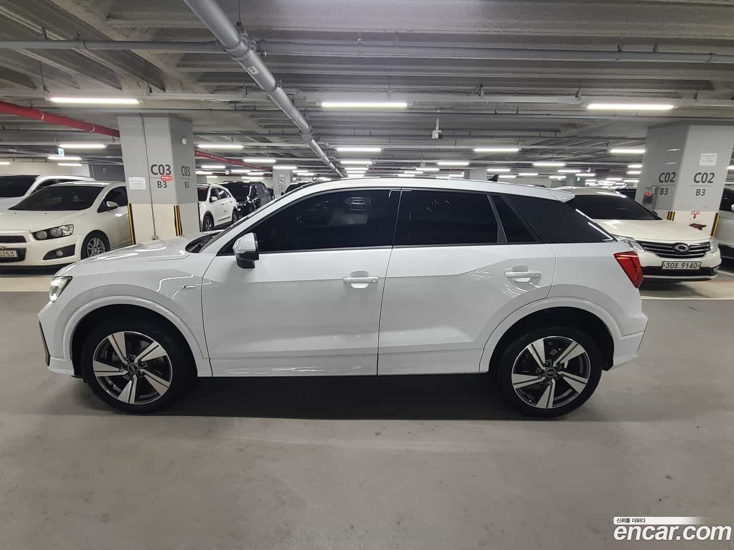 Q2 Audi 2023.11-OUTER-004