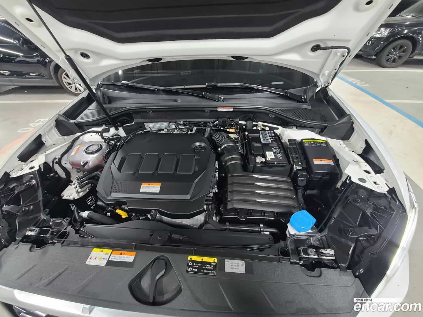Q2 Audi 2023.11-INNER-010