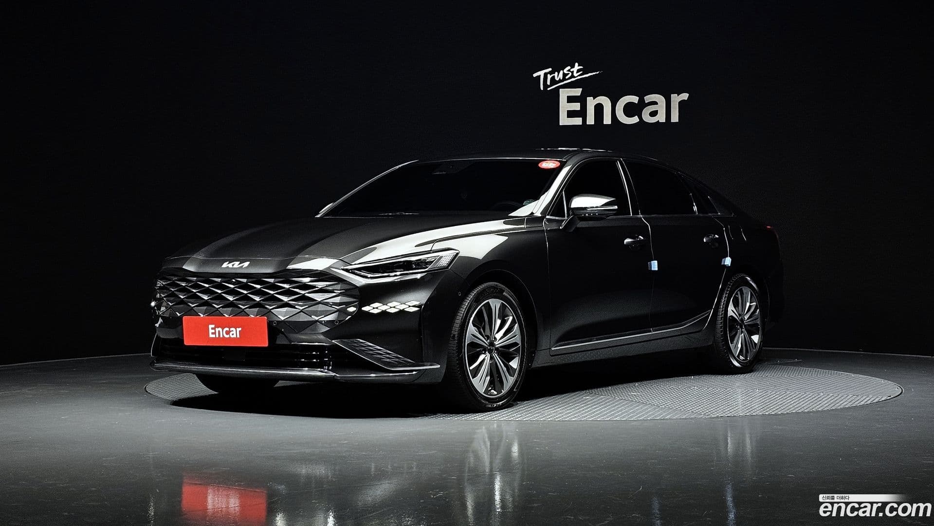 Main__Slider__Photo:K8 Kia 2021.11-0