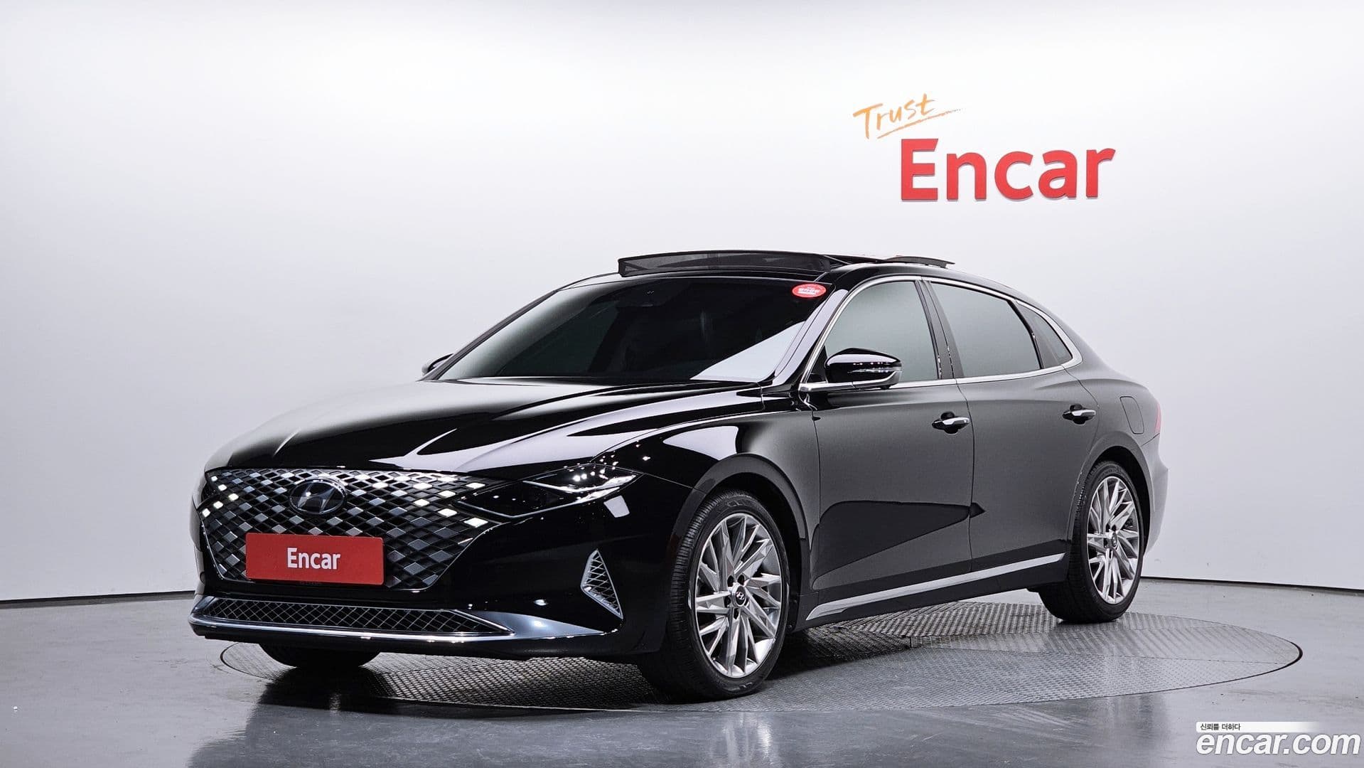 Main__Slider__Photo:Grandeur Hyundai 2022.0-0