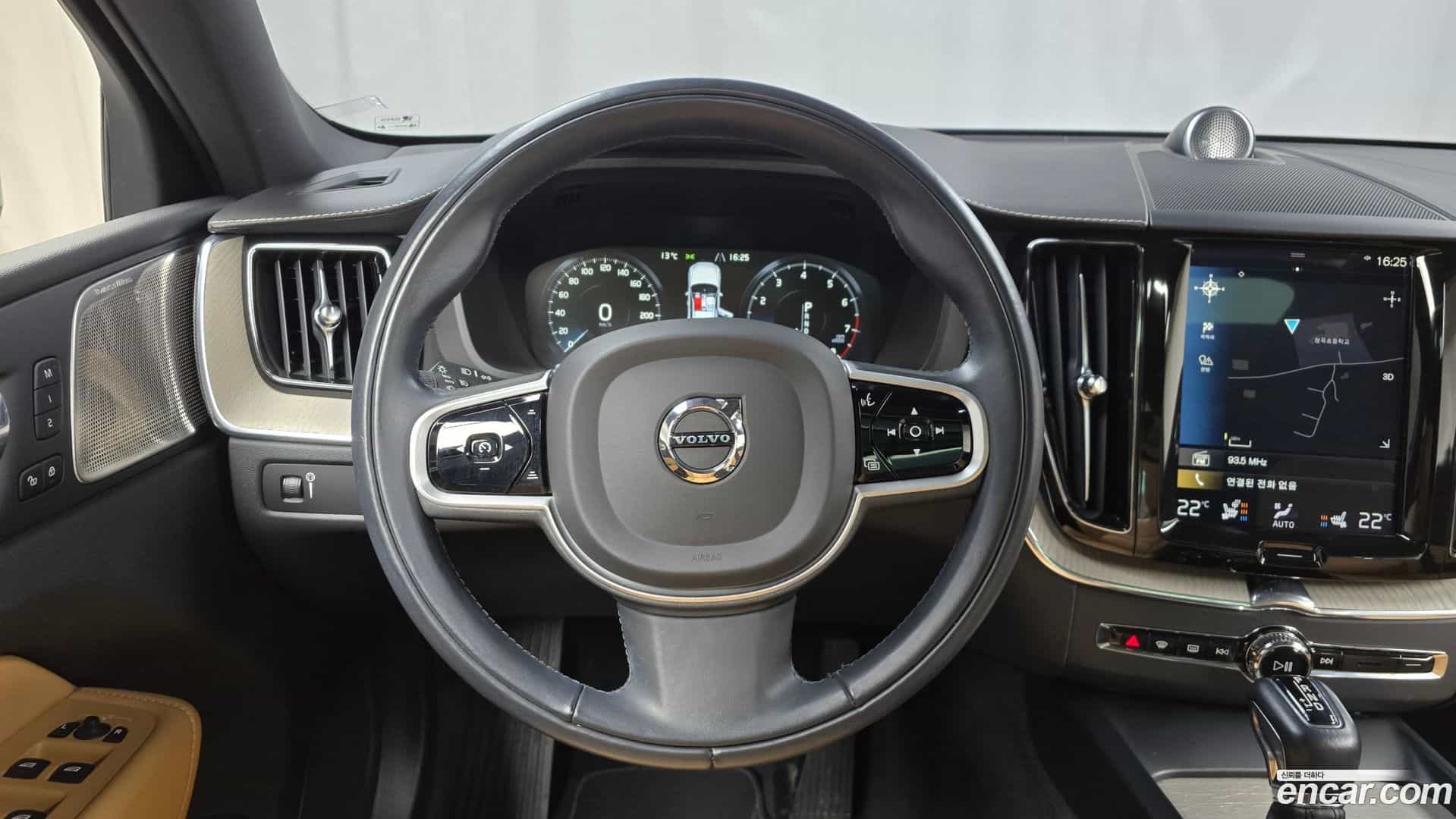 XC60 Volvo 2020.5-OPTION-017