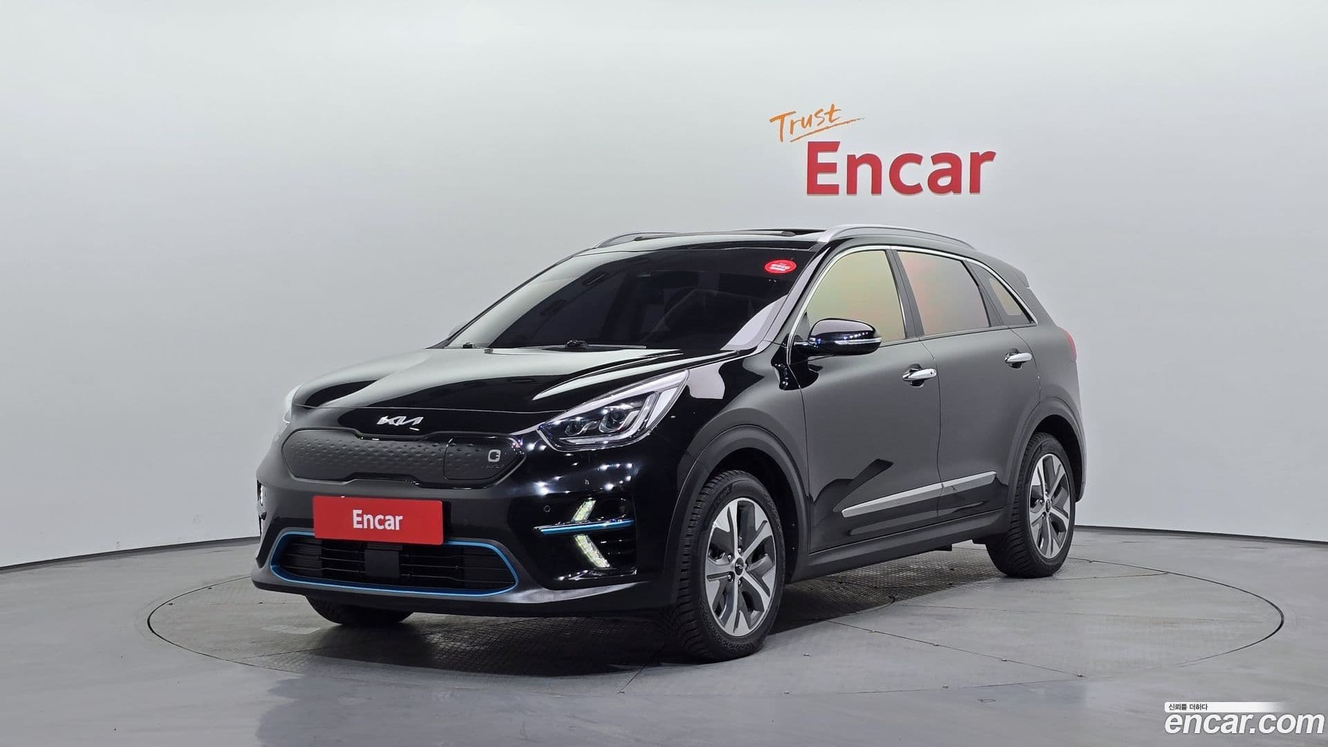 Main__Slider__Photo:Niro Kia 2021.10-0