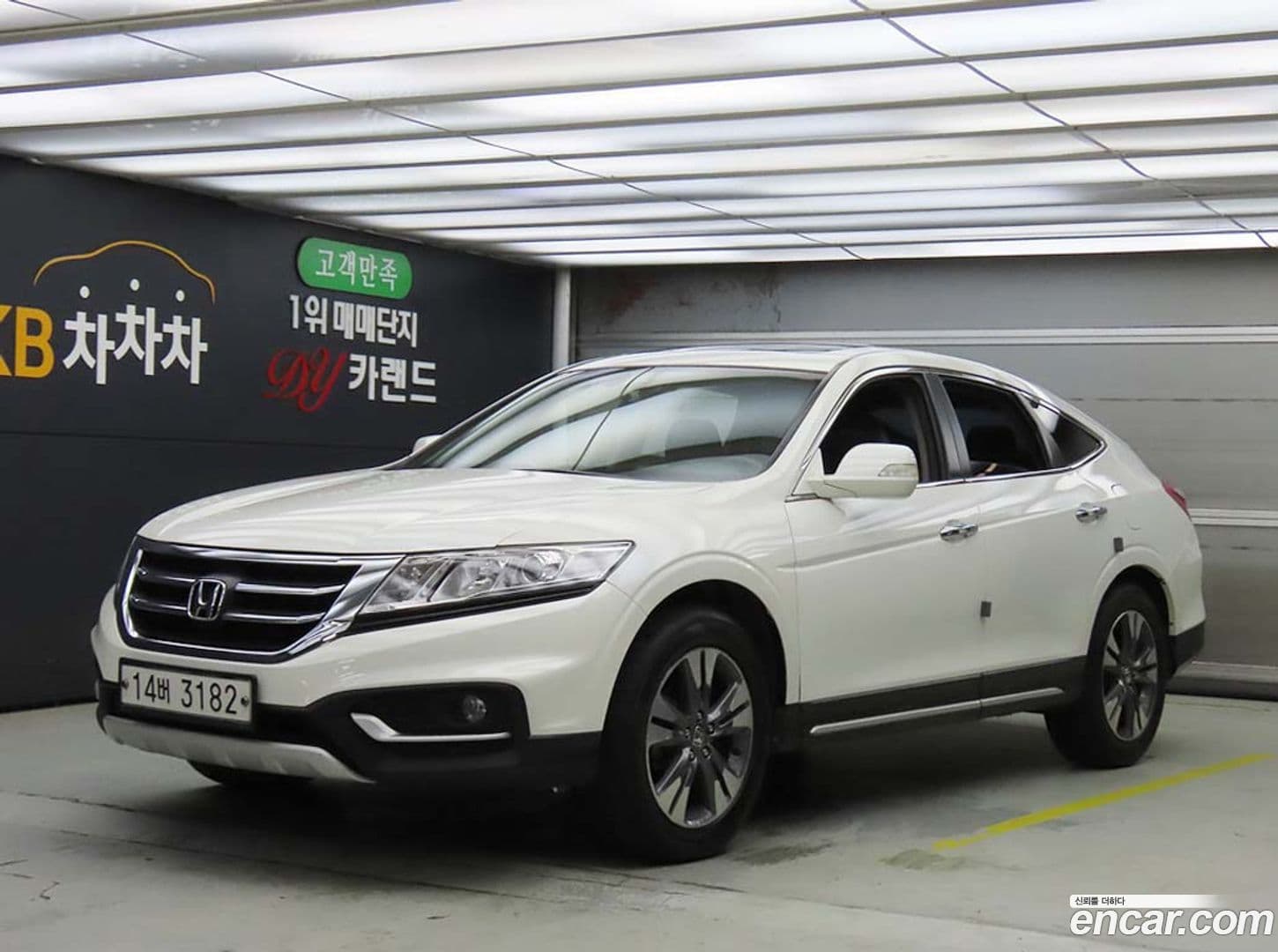 Main__Slider__Photo:Crosstour Honda 2013.11-0