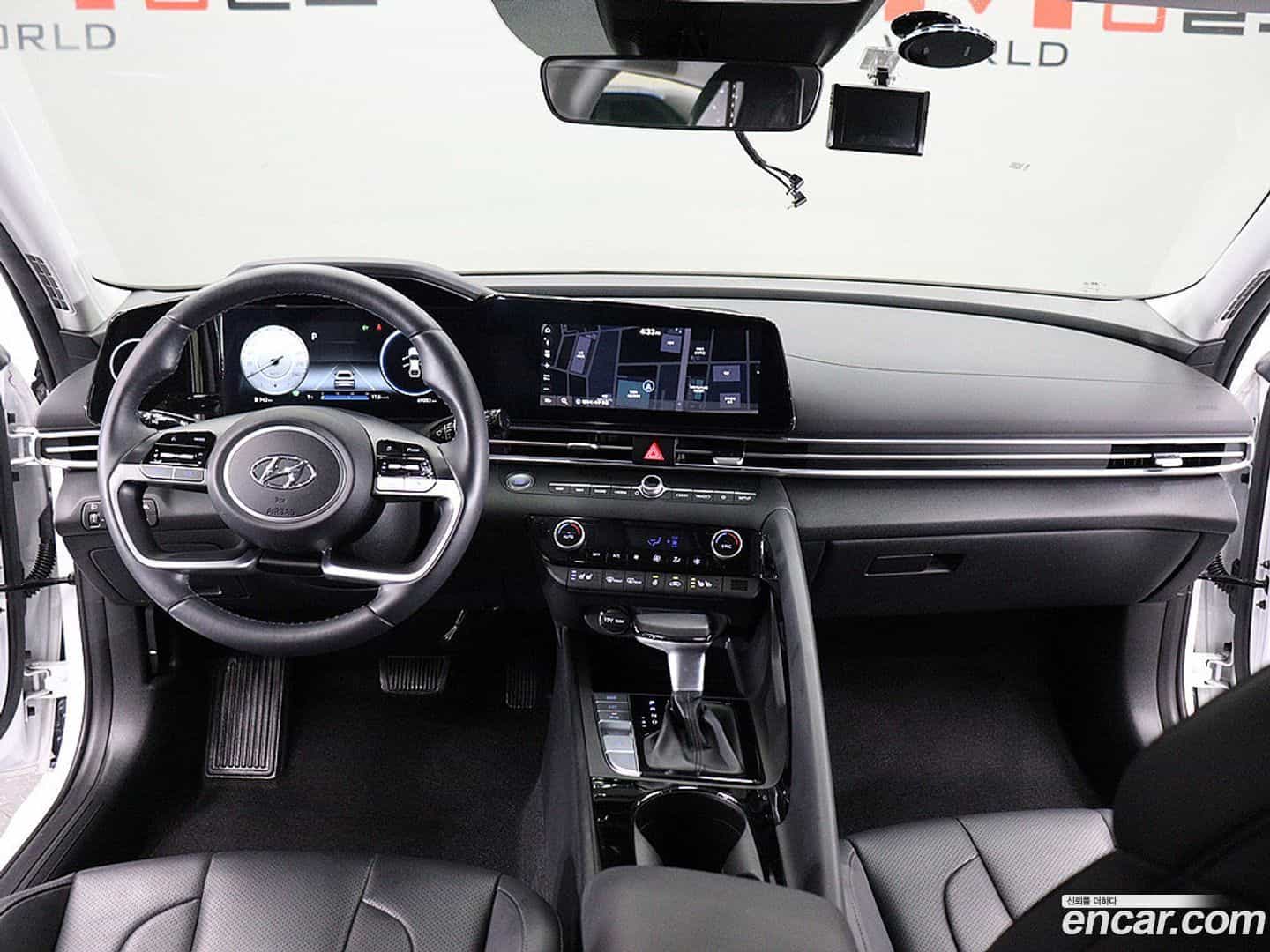 AVANTE Hyundai 2022.10-OPTION-018