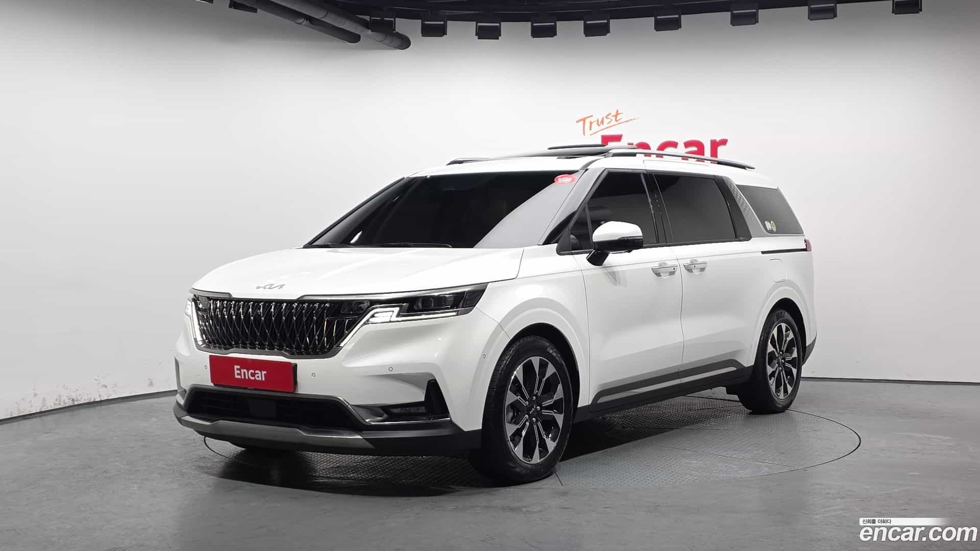 Canival Kia 2022.10-OUTER-001