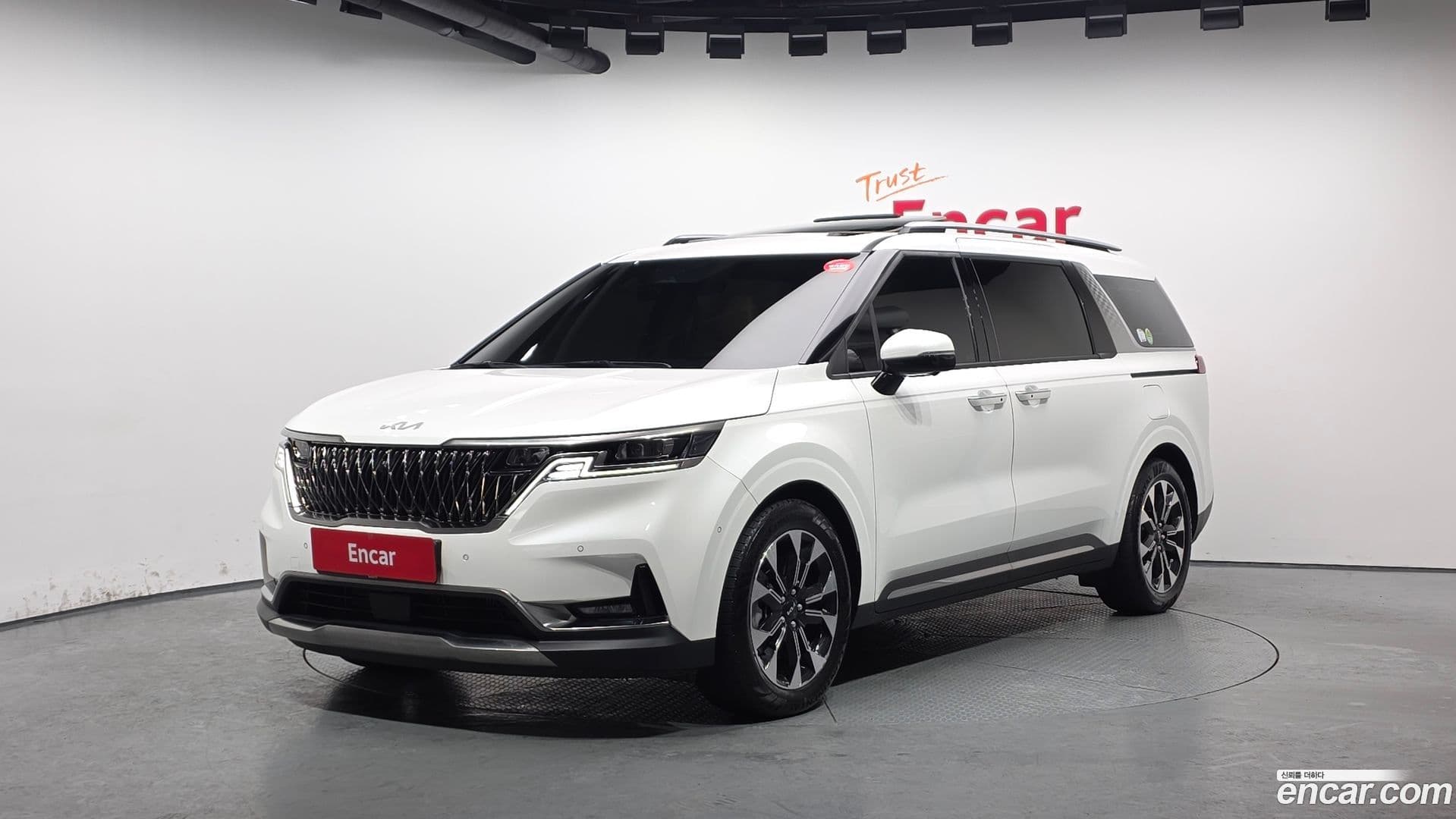 Main__Slider__Photo:Canival Kia 2022.10-0