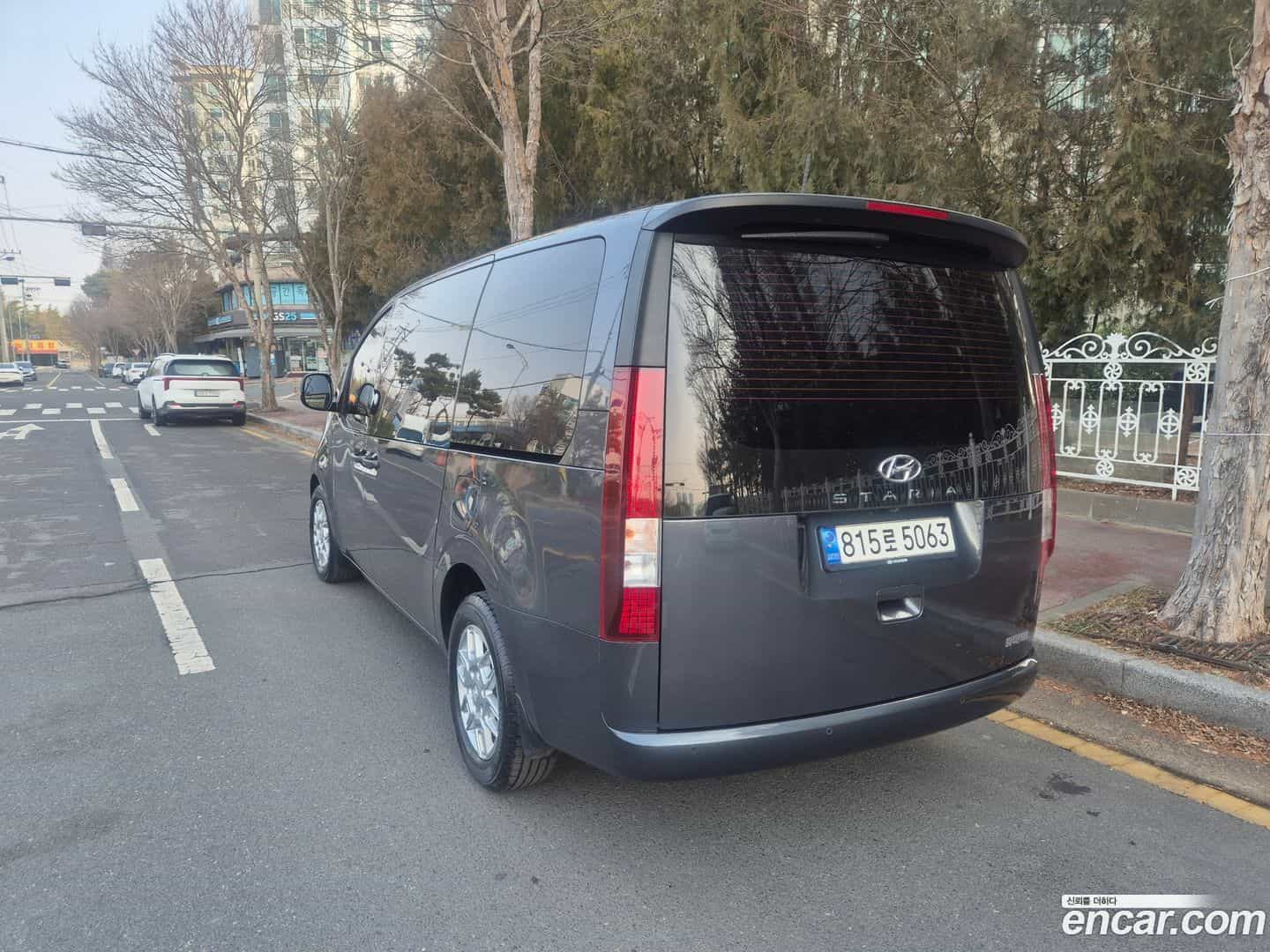 Staria Hyundai 2022.11-OUTER-003