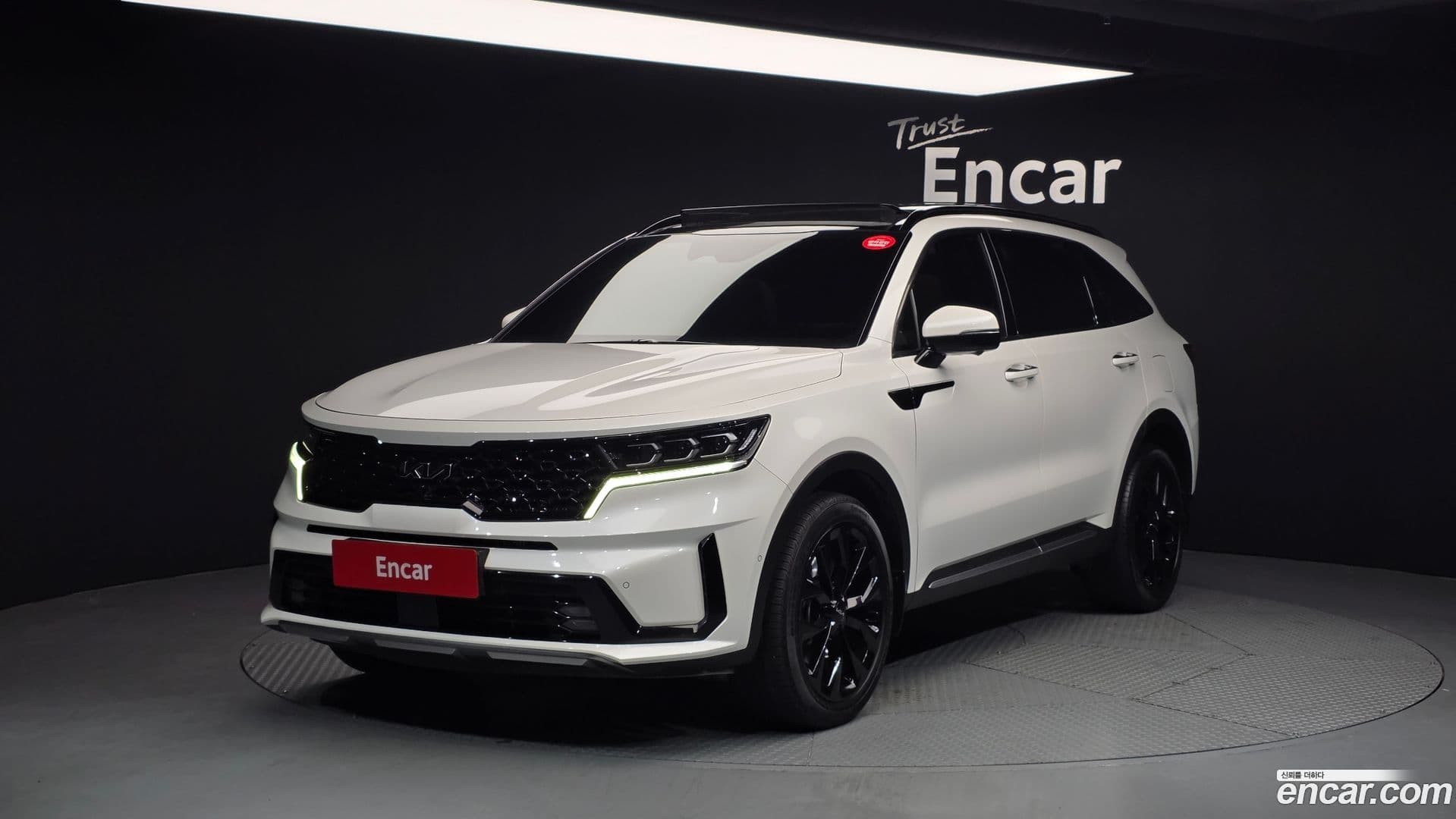 Main__Slider__Photo:Sorento Kia 2022.7-0
