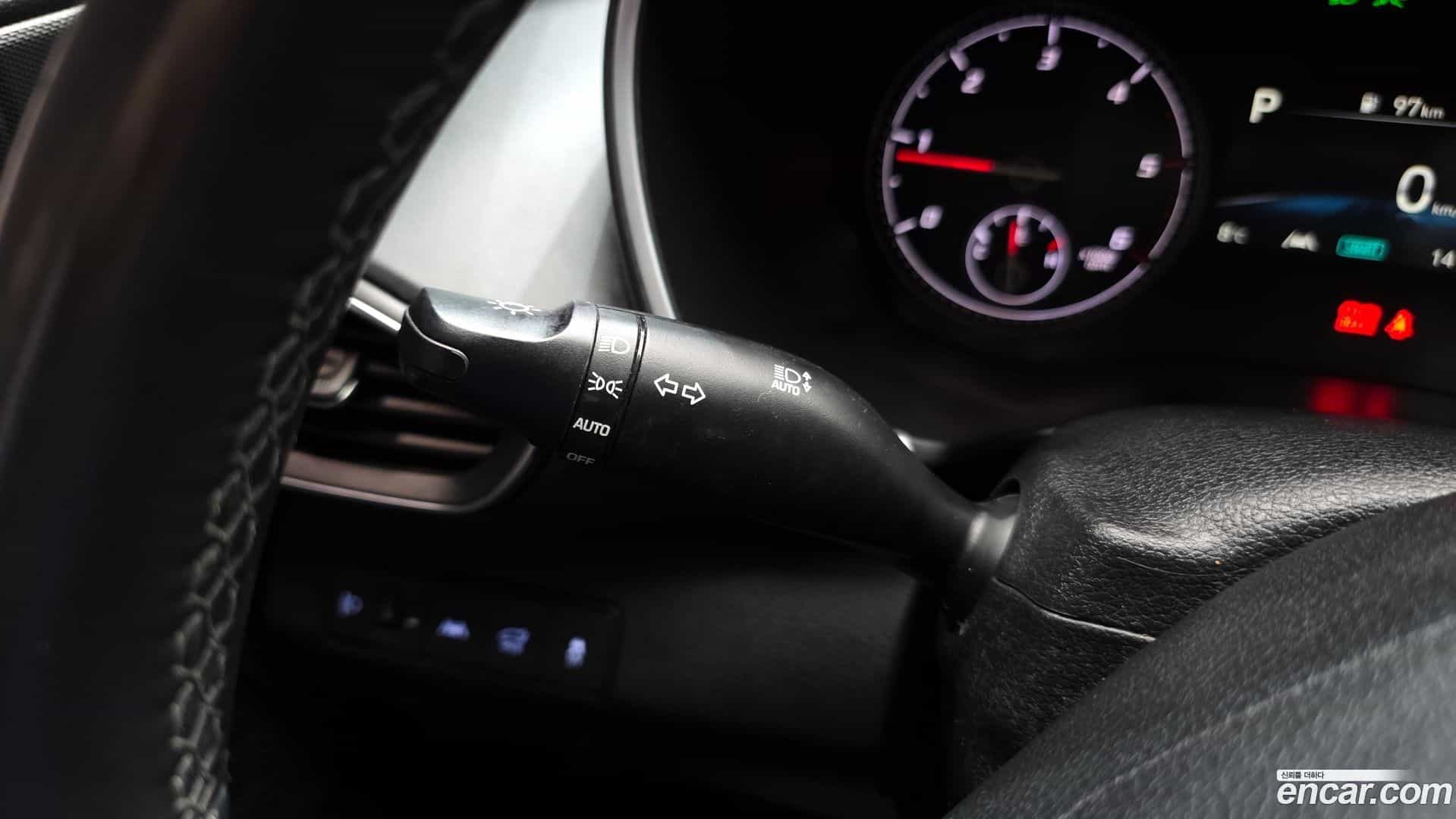 Santafe Hyundai 2020.6-OPTION-020