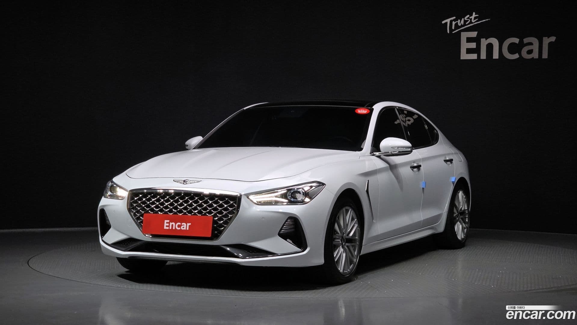 Main__Slider__Photo:G70 Genesis 2019.0-0