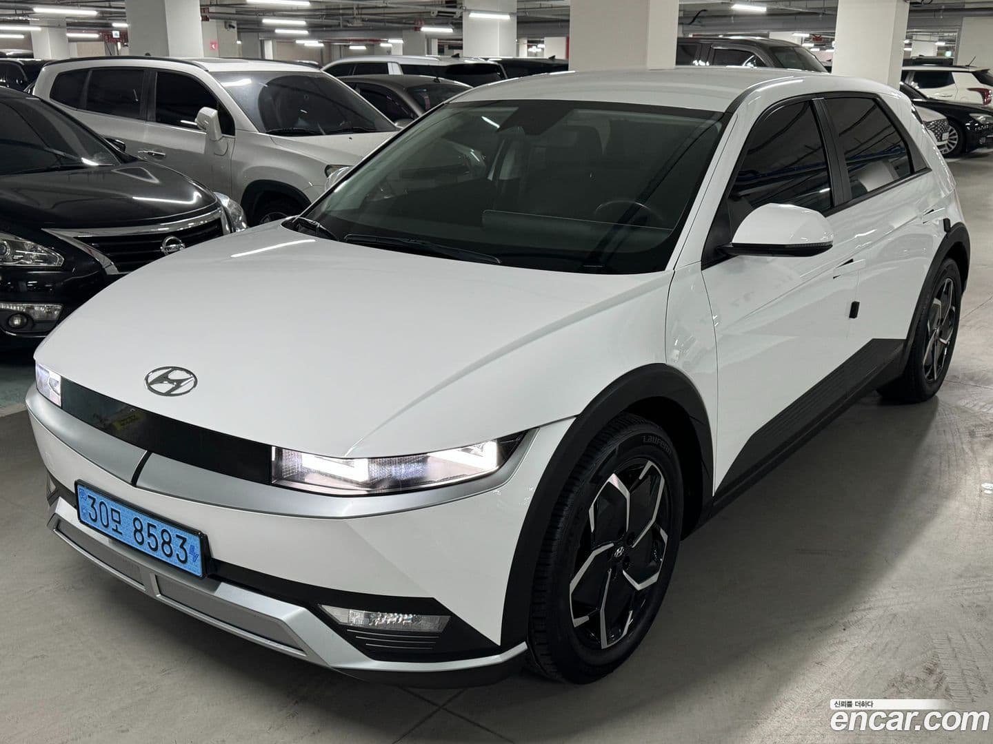 Main__Slider__Photo:Ioniq5 Hyundai 2022.1-0