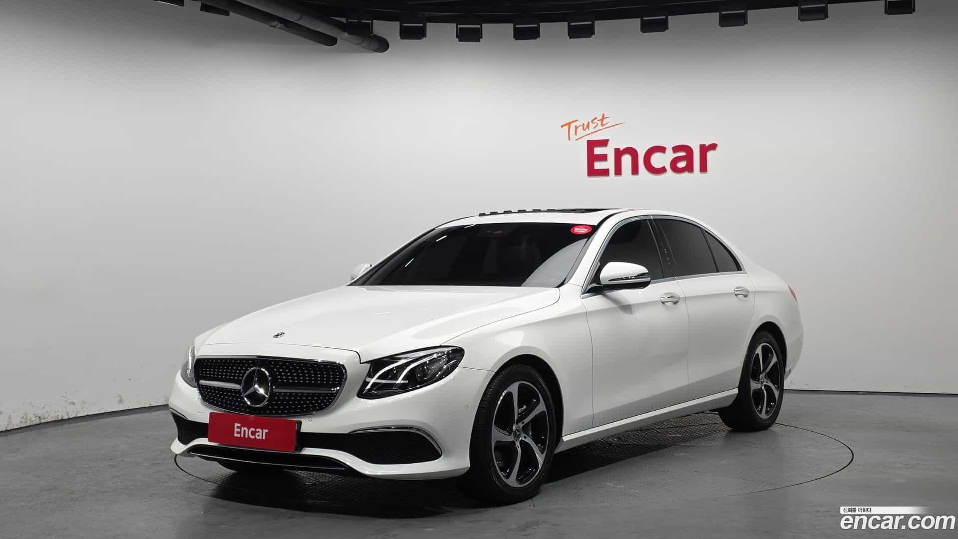 E-Class Mercedes-Benz 2020.6-OUTER-001