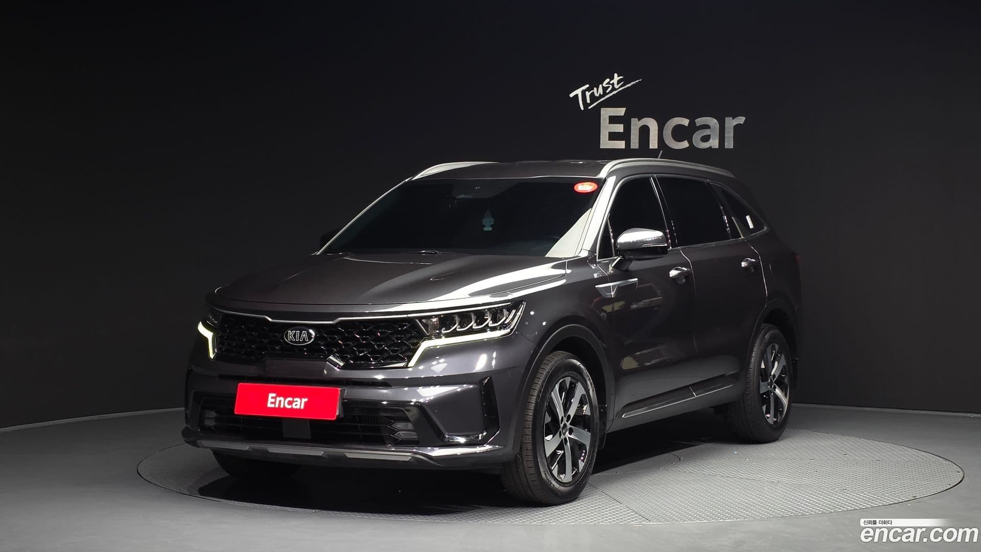 Main__Slider__Photo:Sorento Kia 2020.7-0