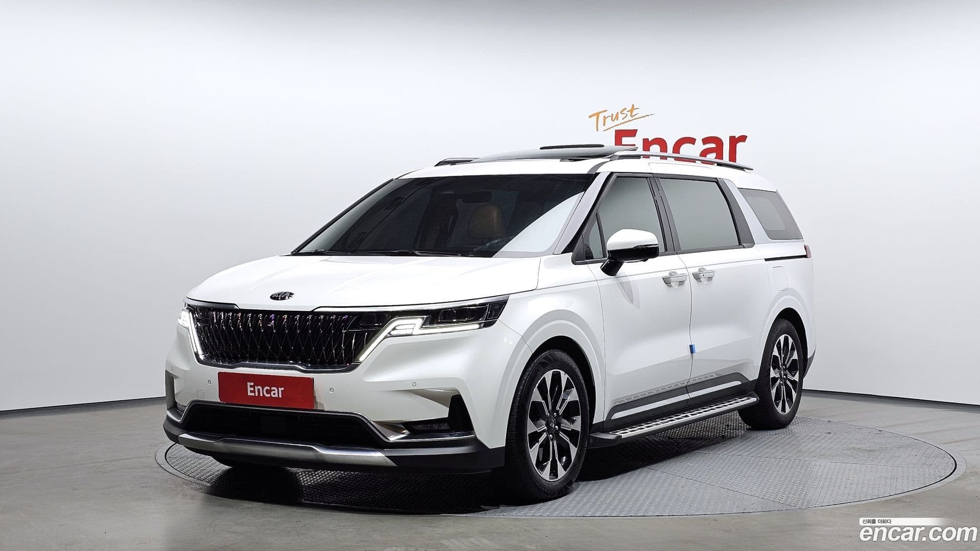 Main__Slider__Photo:Canival Kia 2021.4-0