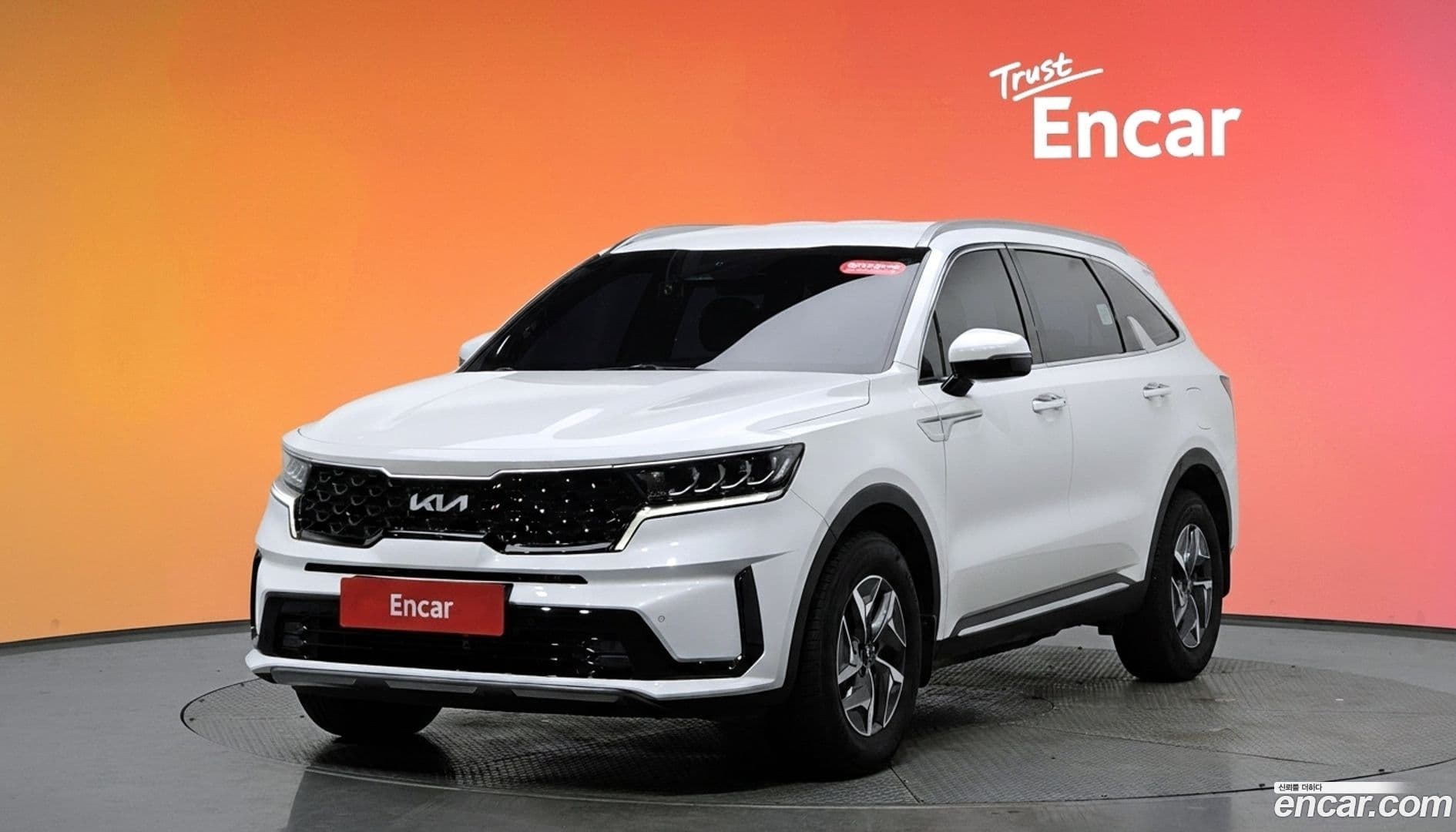 Main__Slider__Photo:Sorento Kia 2022.6-0