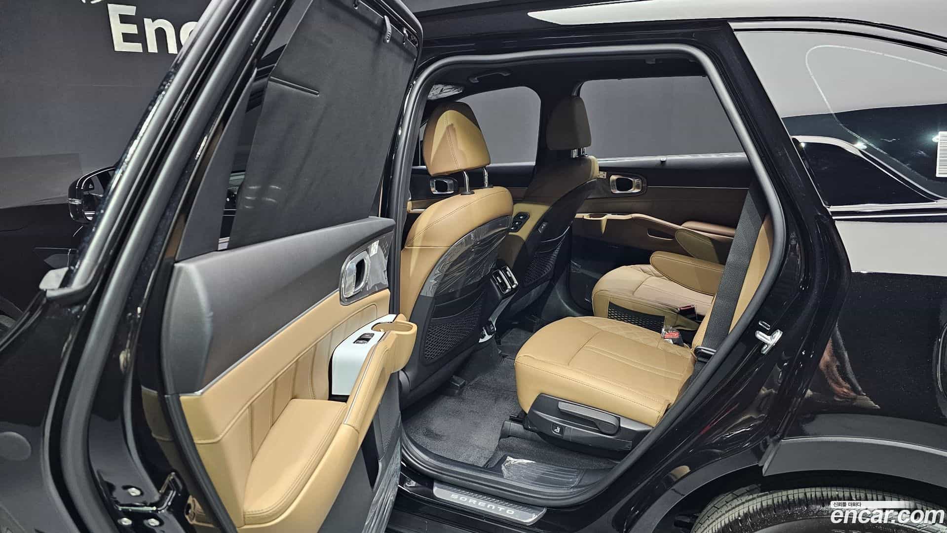 Sorento Kia 2023.8-OPTION-016