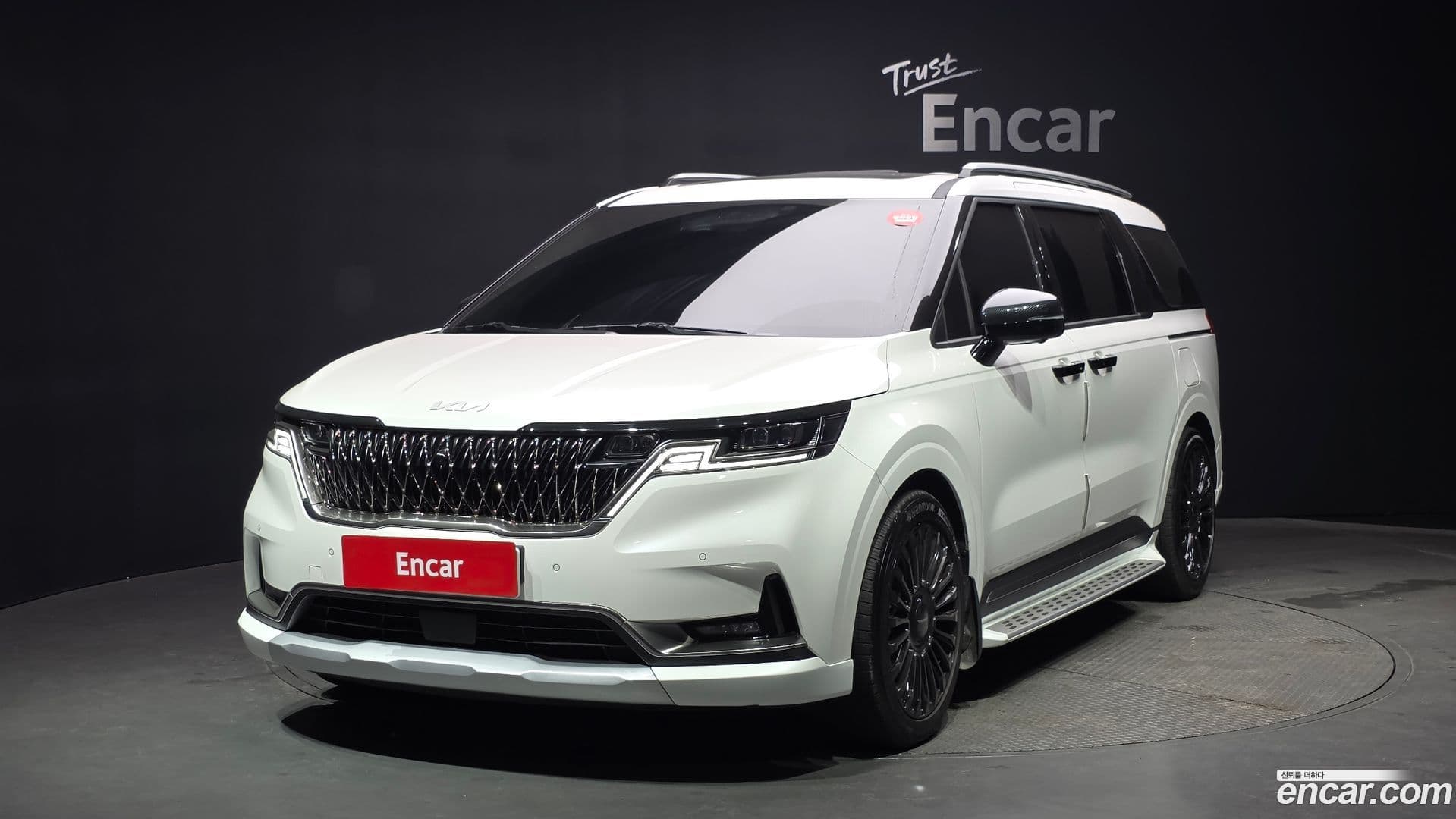 Main__Slider__Photo:Canival Kia 2023.7-0