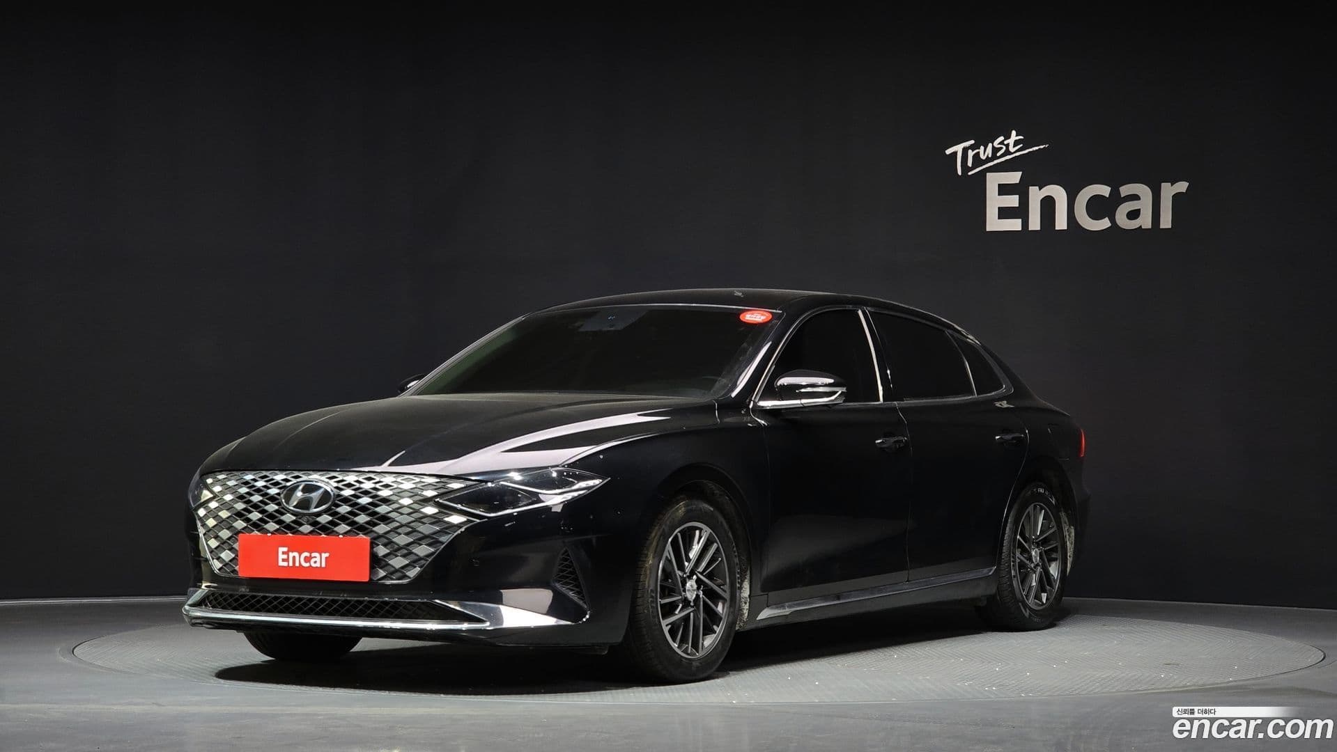 Main__Slider__Photo:Grandeur Hyundai 2019.11-0