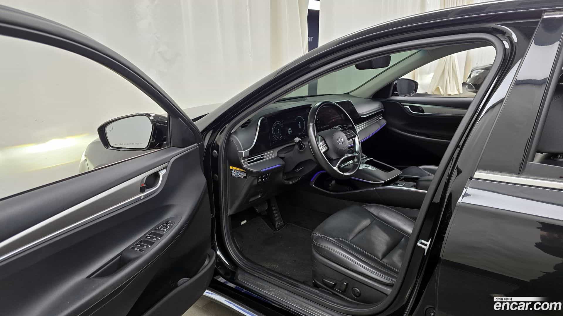 Grandeur Hyundai 2019.11-INNER-010