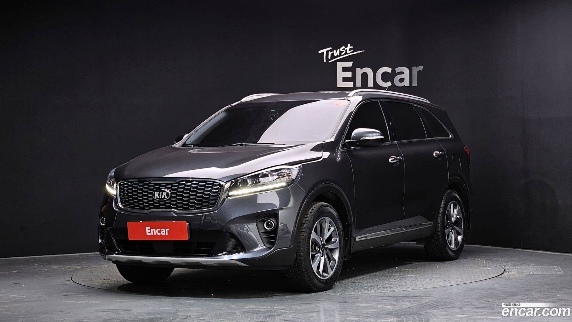 Main__Slider__Photo:Sorento Kia 2019.1-0