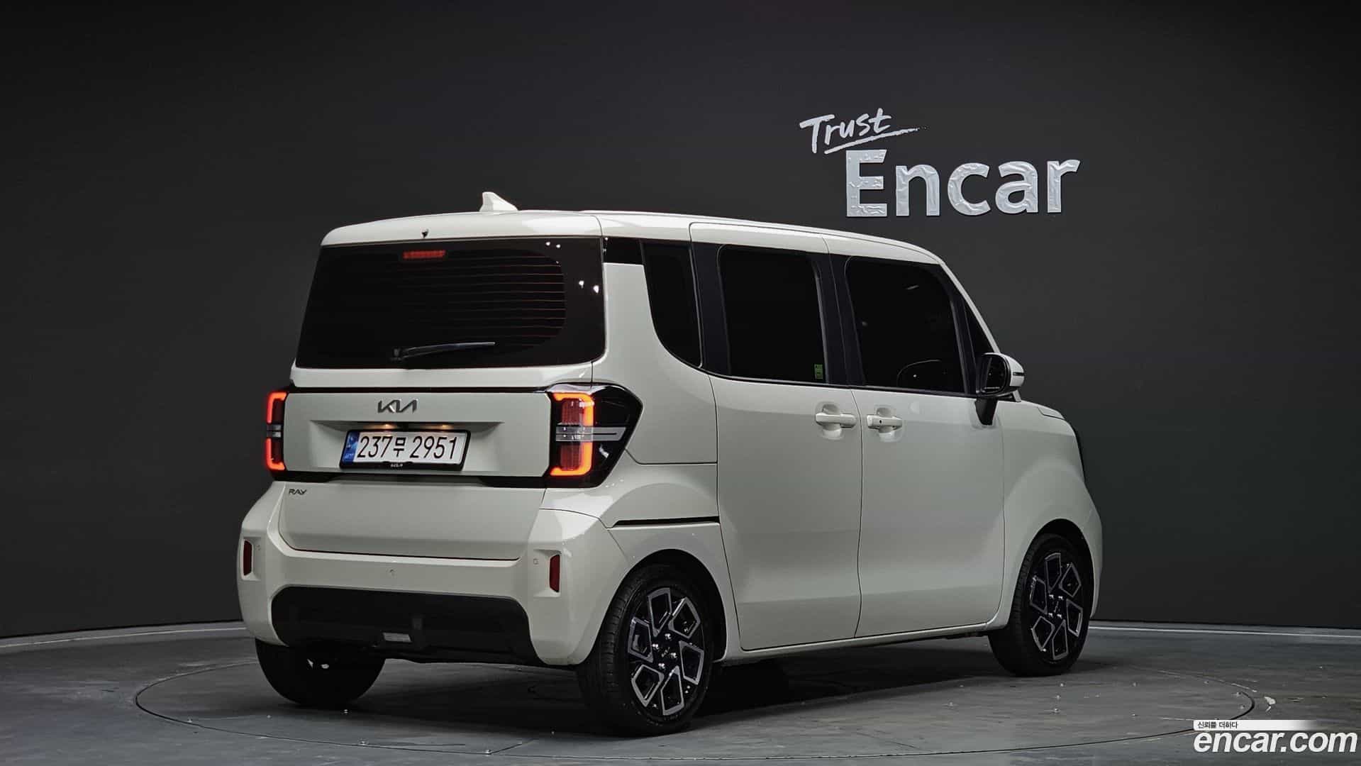 RAY Kia 2022.9-OUTER-002