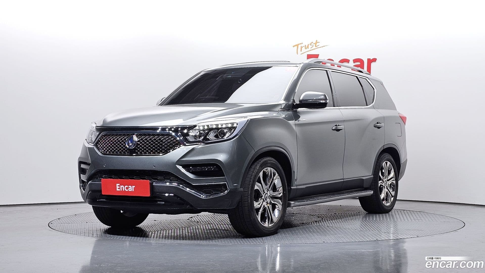 Main__Slider__Photo:Rexton KG Mobility 2019.2-0