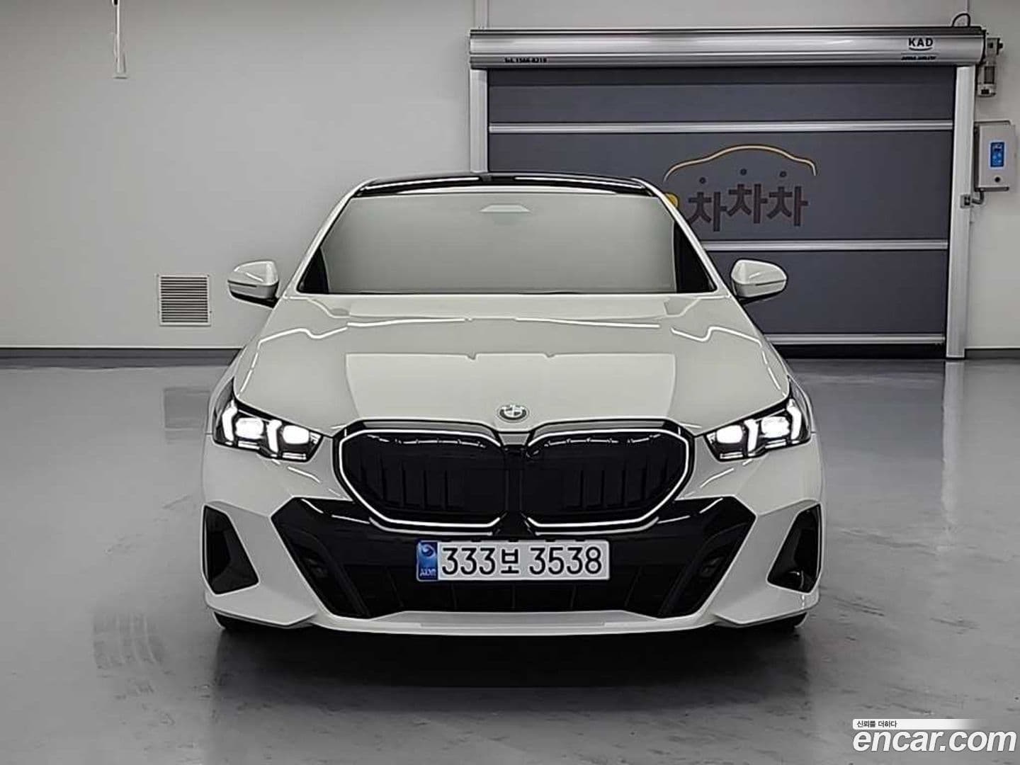 Main__Slider__Photo:5-Series BMW 2024.10-0