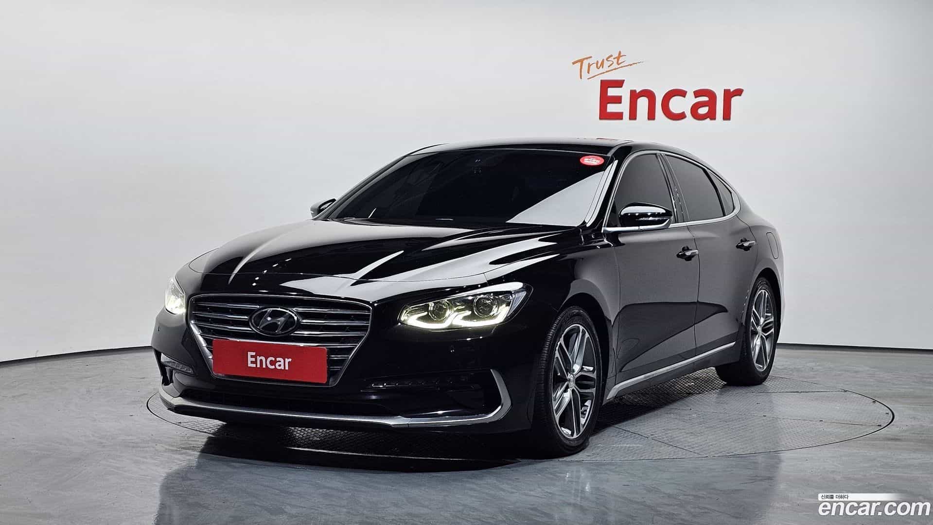 Grandeur Hyundai 2017.2-OUTER-001