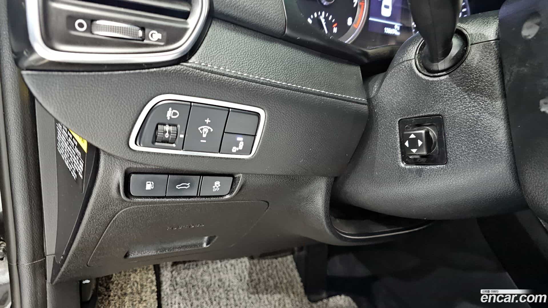 Grandeur Hyundai 2017.2-OPTION-018