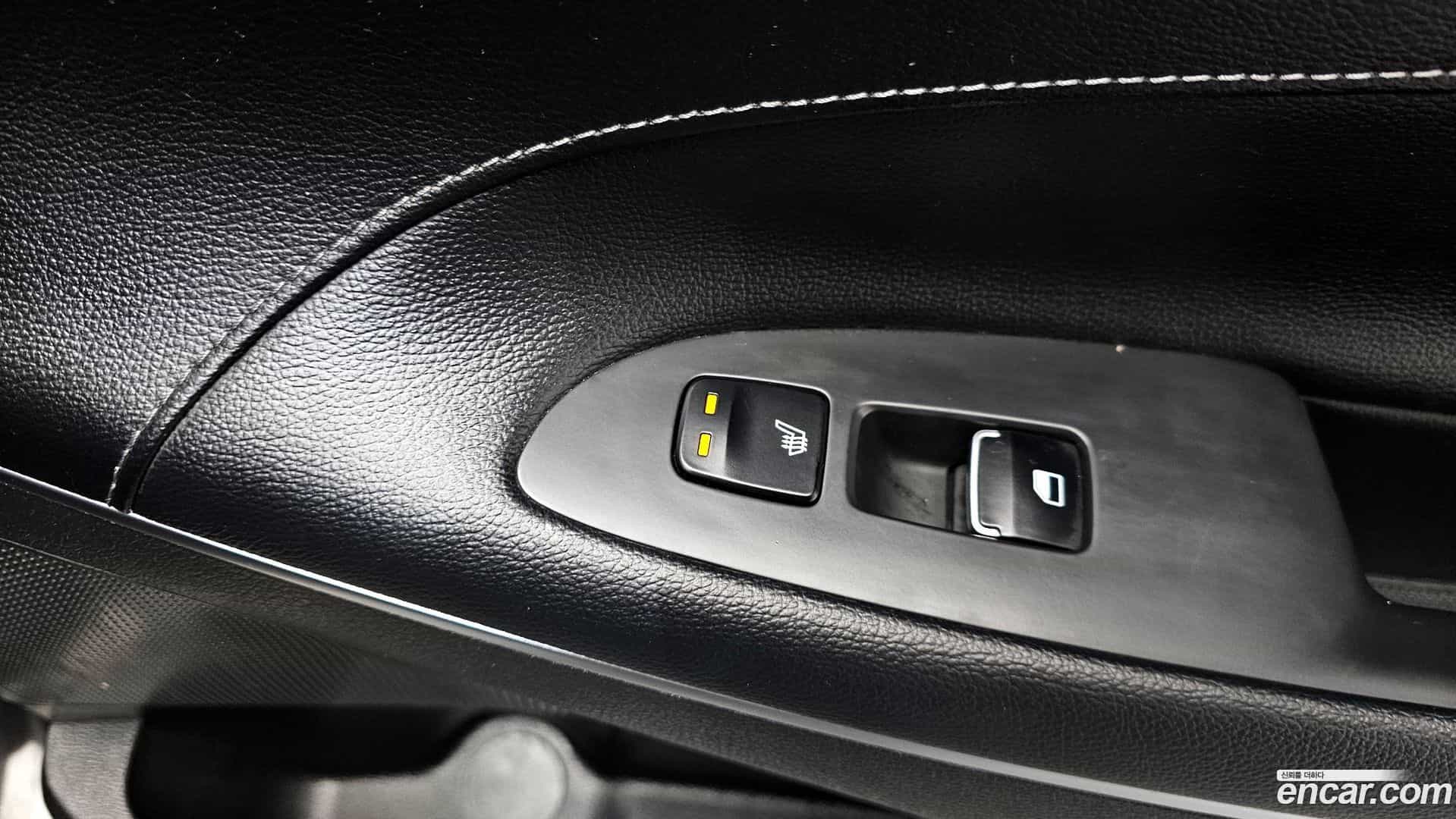 Grandeur Hyundai 2017.2-OPTION-023