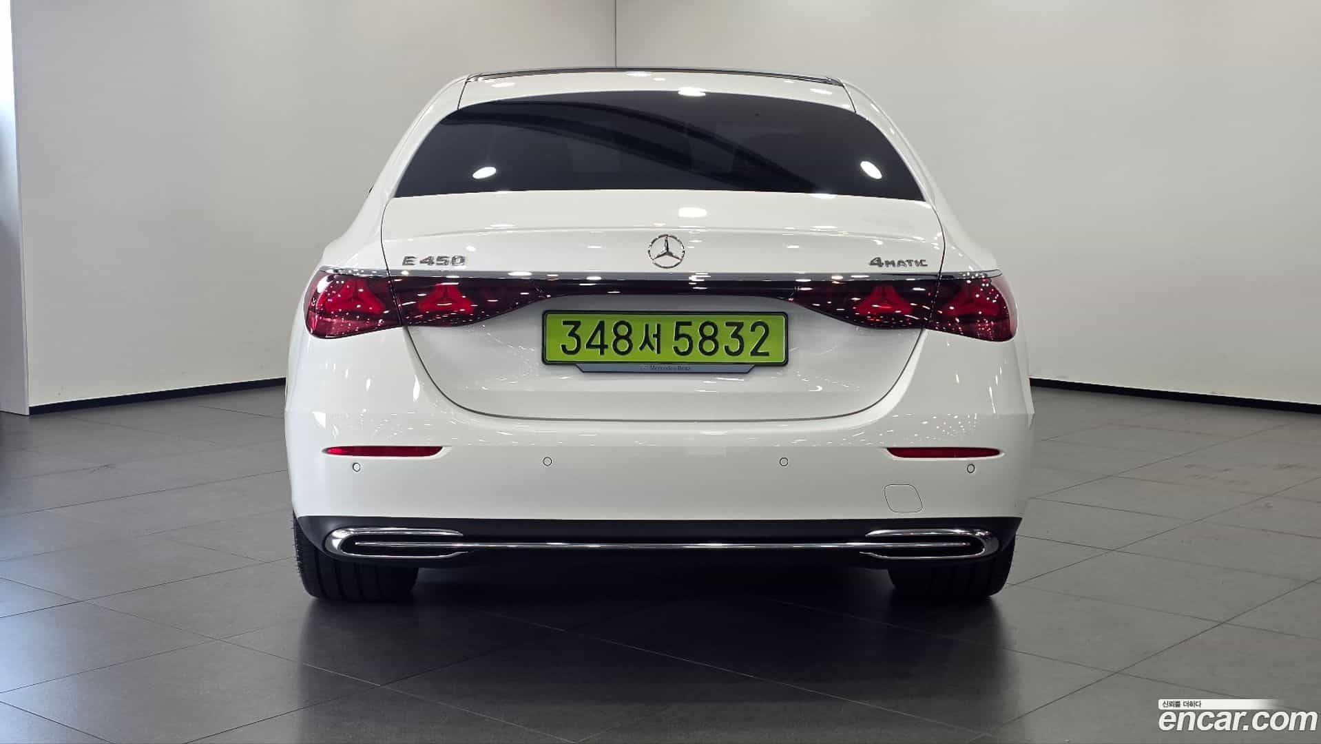E-Class Mercedes-Benz 2025.9-INNER-007