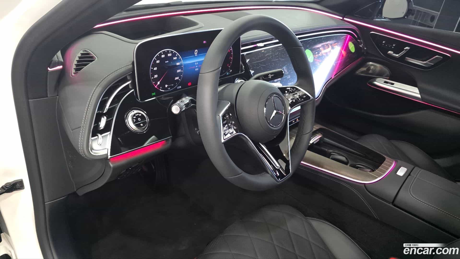E-Class Mercedes-Benz 2025.9-OPTION-019
