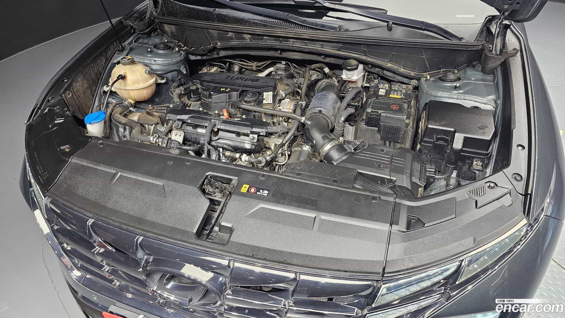 Tucson Hyundai 2021.1-INNER-006
