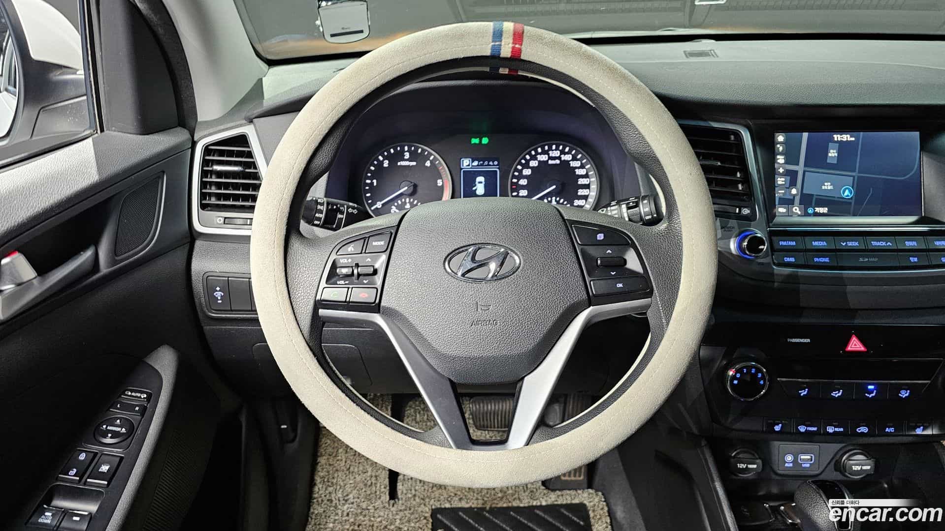 Tucson Hyundai 2015.5-OPTION-017