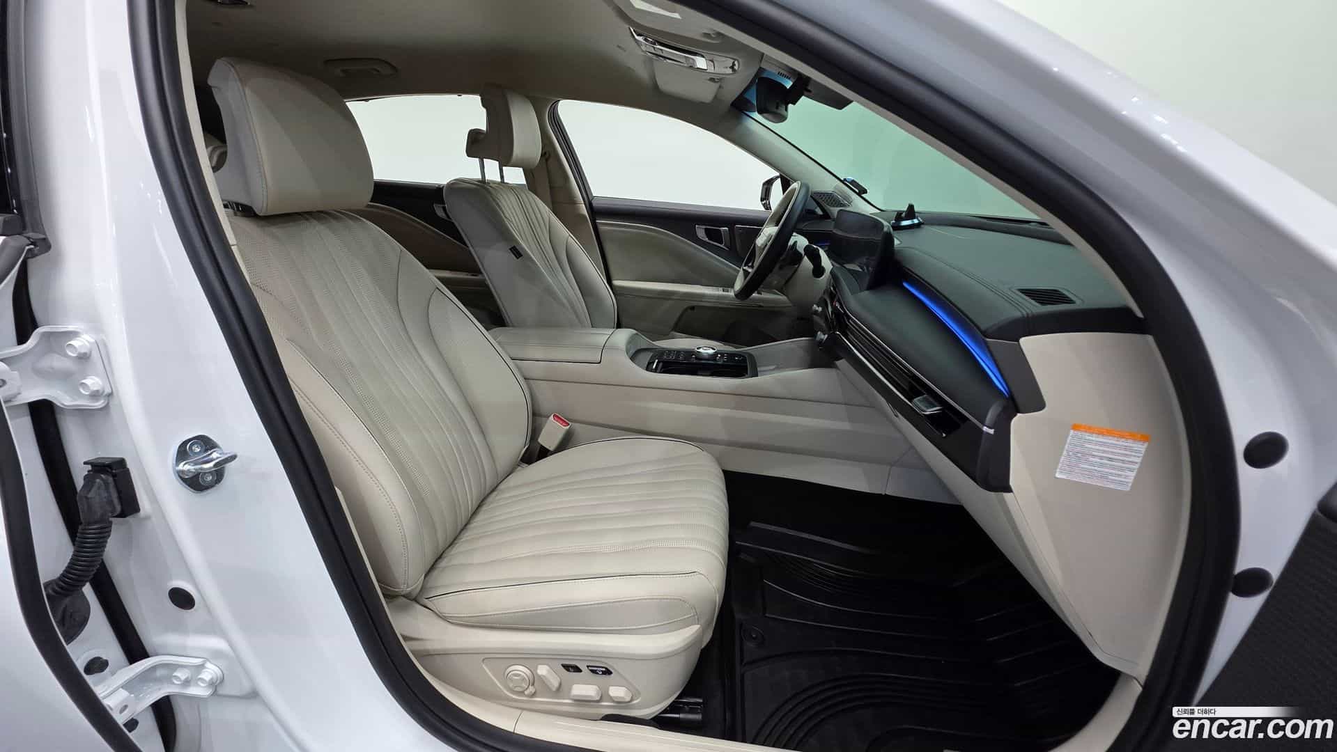 K8 Kia 2024.10-INNER-010