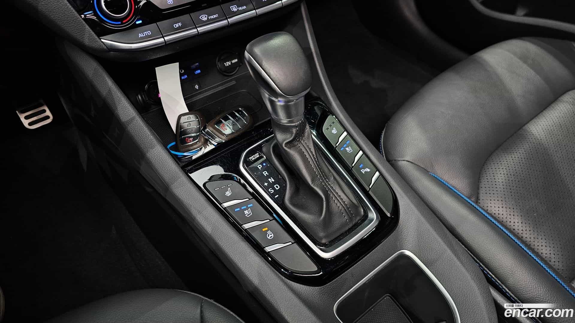 Ioniq Hyundai 2016.7-INNER-009