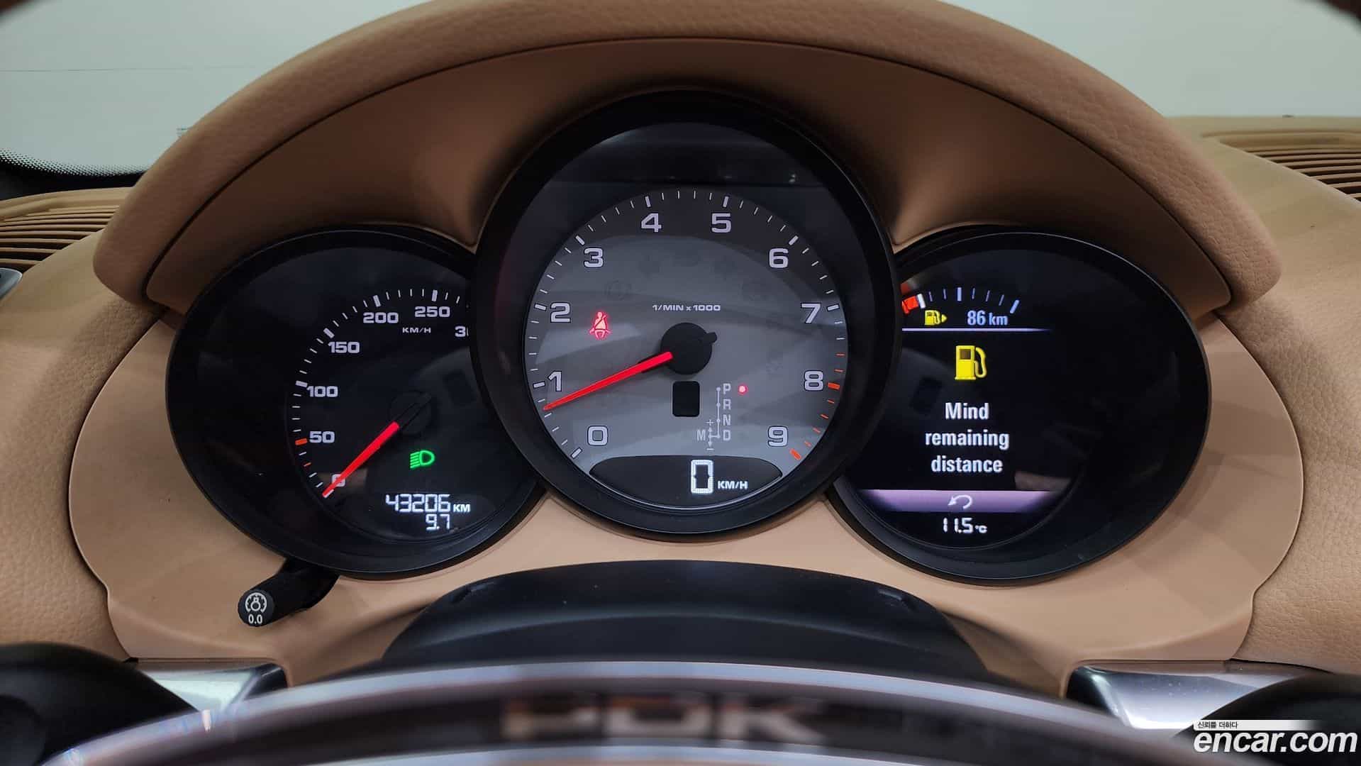 Boxster Porsche 2015.2-INNER-008