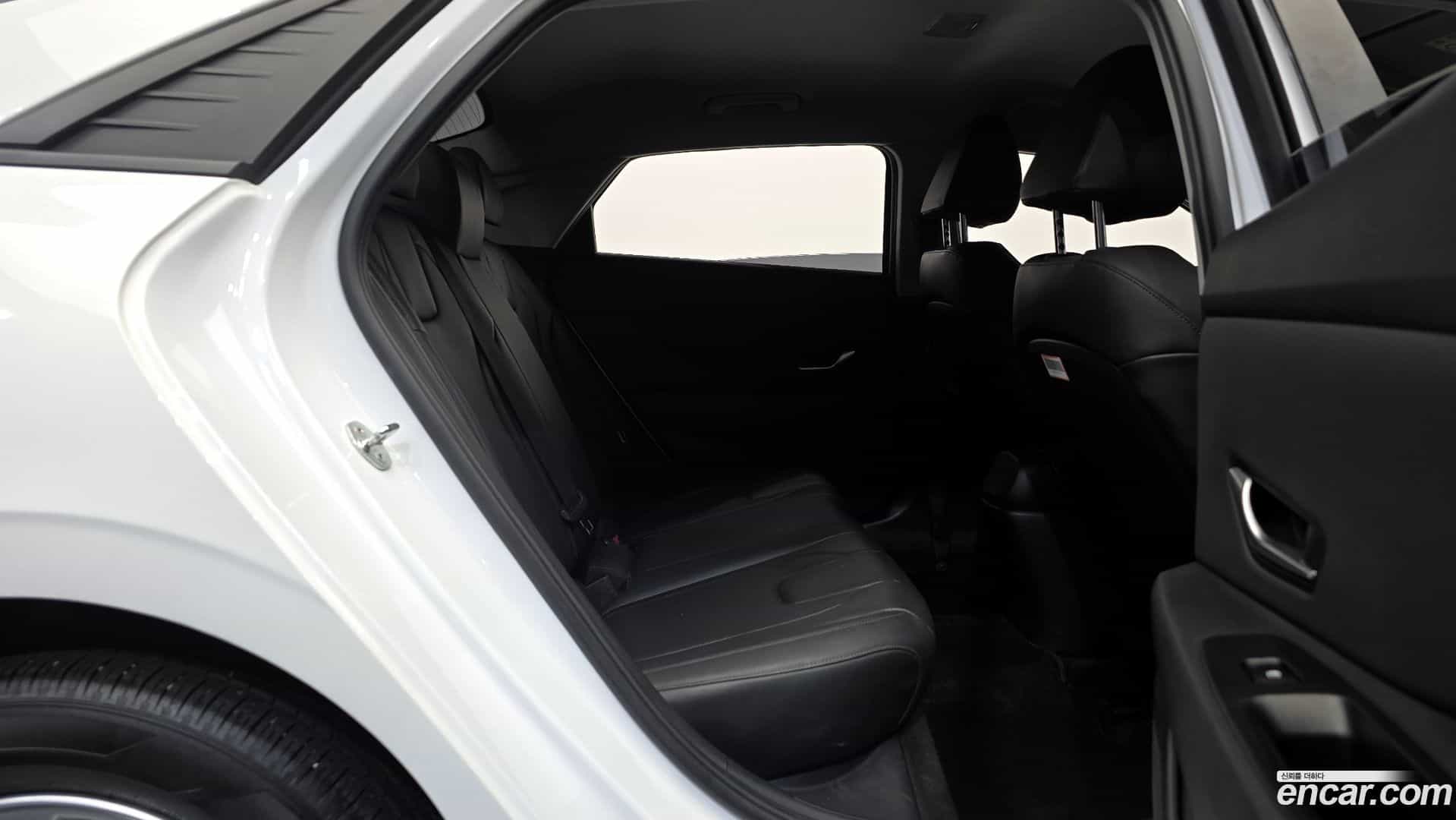 AVANTE Hyundai 2020.9-OPTION-016