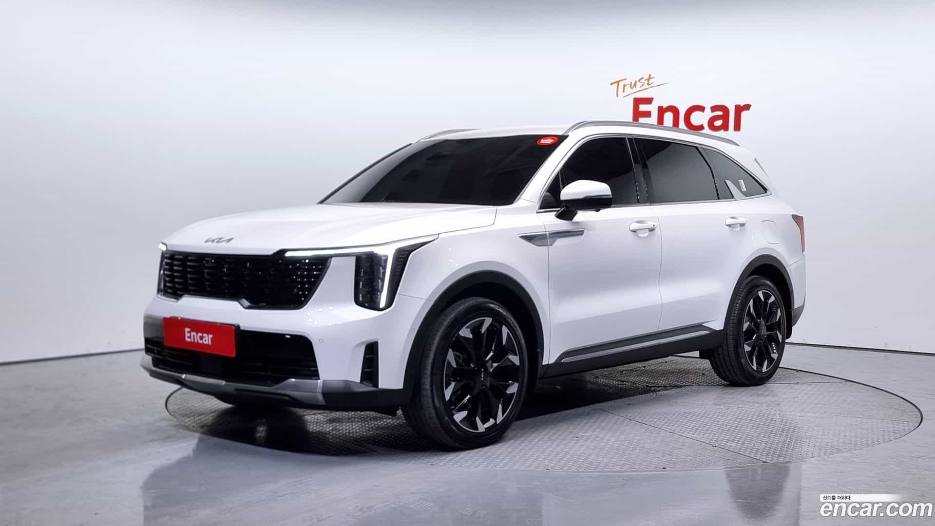 Sorento Kia 2023.8-OUTER-001