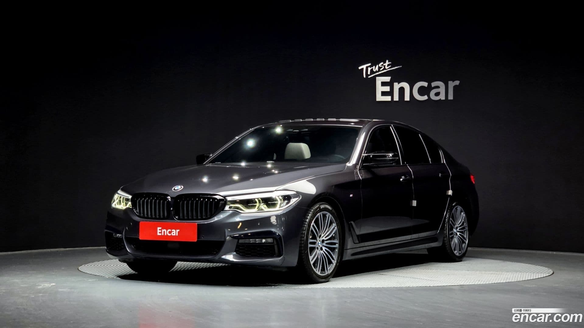Main__Slider__Photo:5-Series BMW 2020.6-0