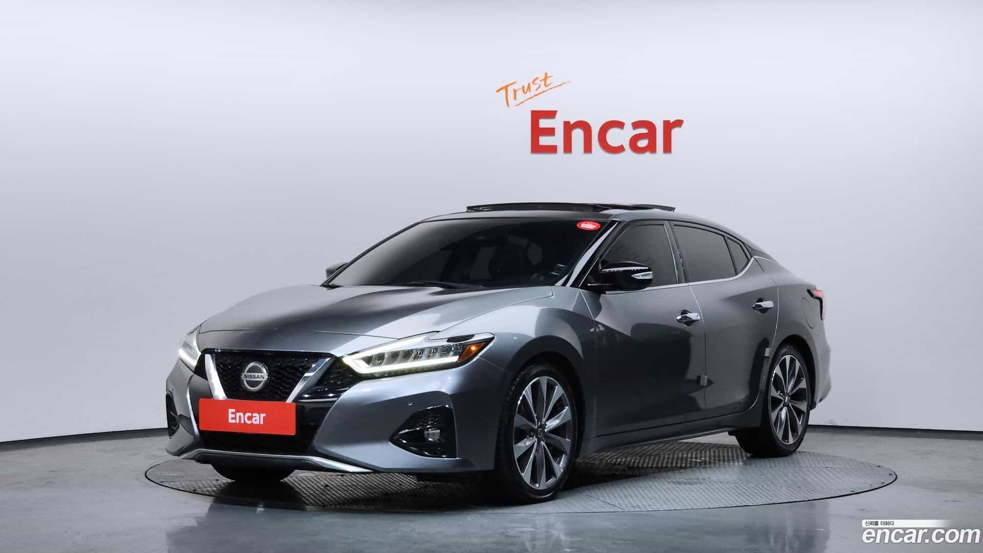 Maxima Nissan 2019.11-OUTER-001