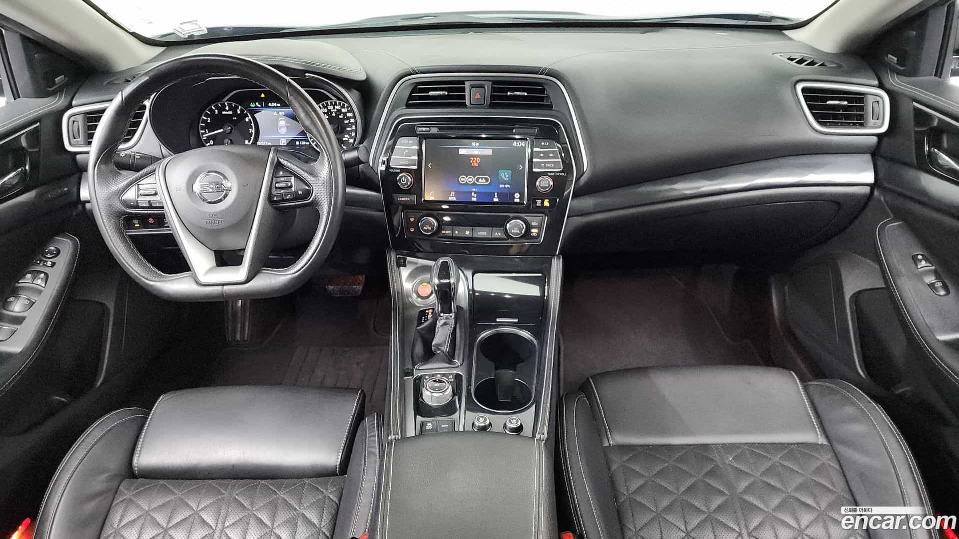 Maxima Nissan 2019.11-INNER-007