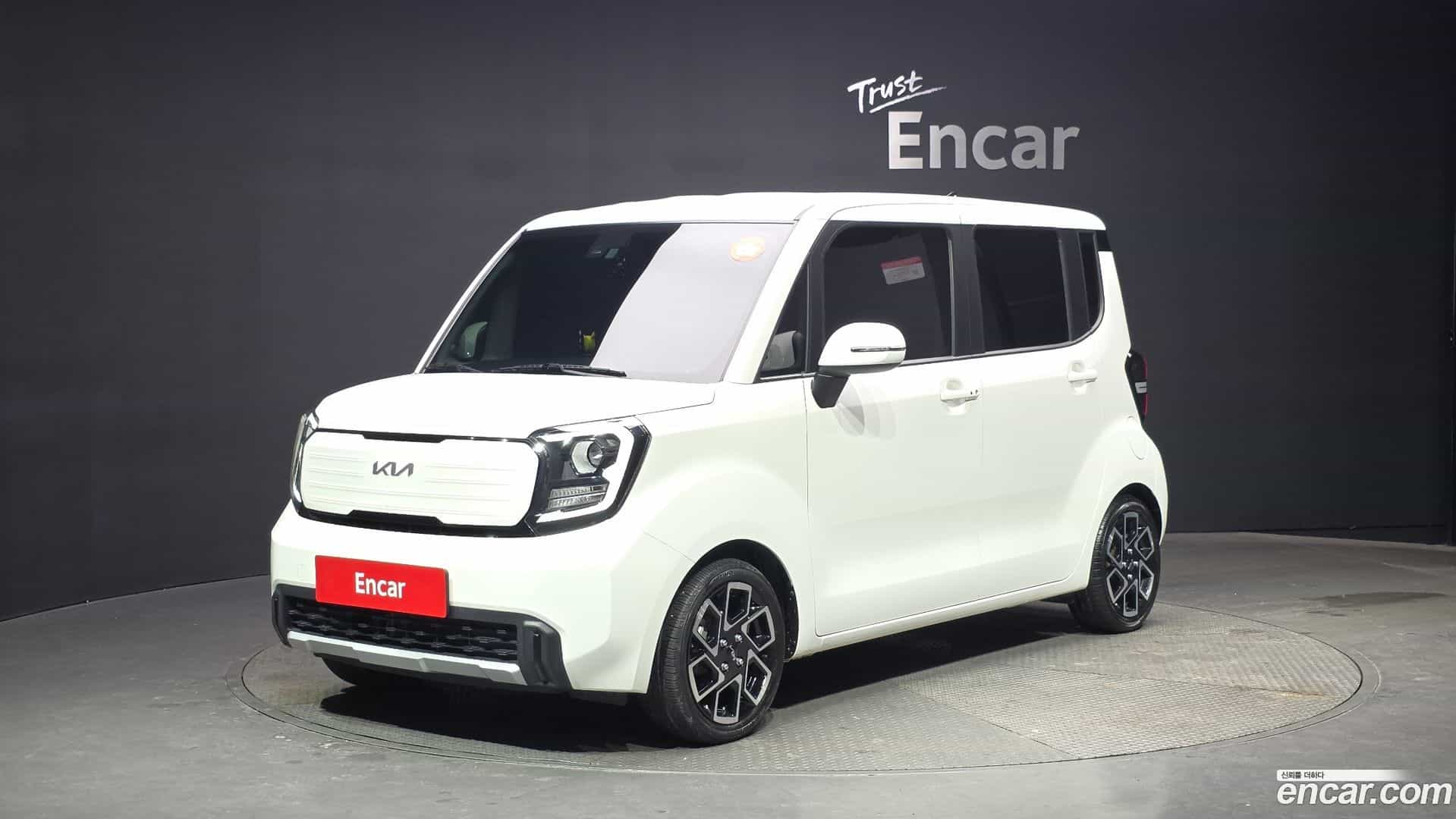 RAY Kia 2022.8-OUTER-001
