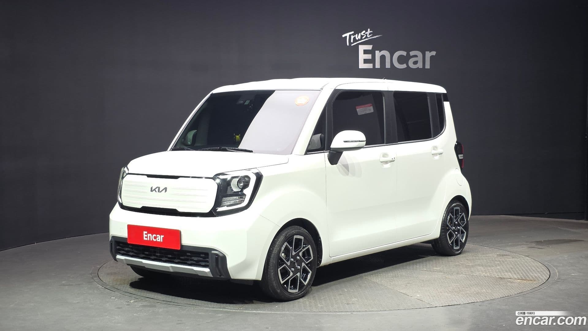 Main__Slider__Photo:RAY Kia 2022.8-0