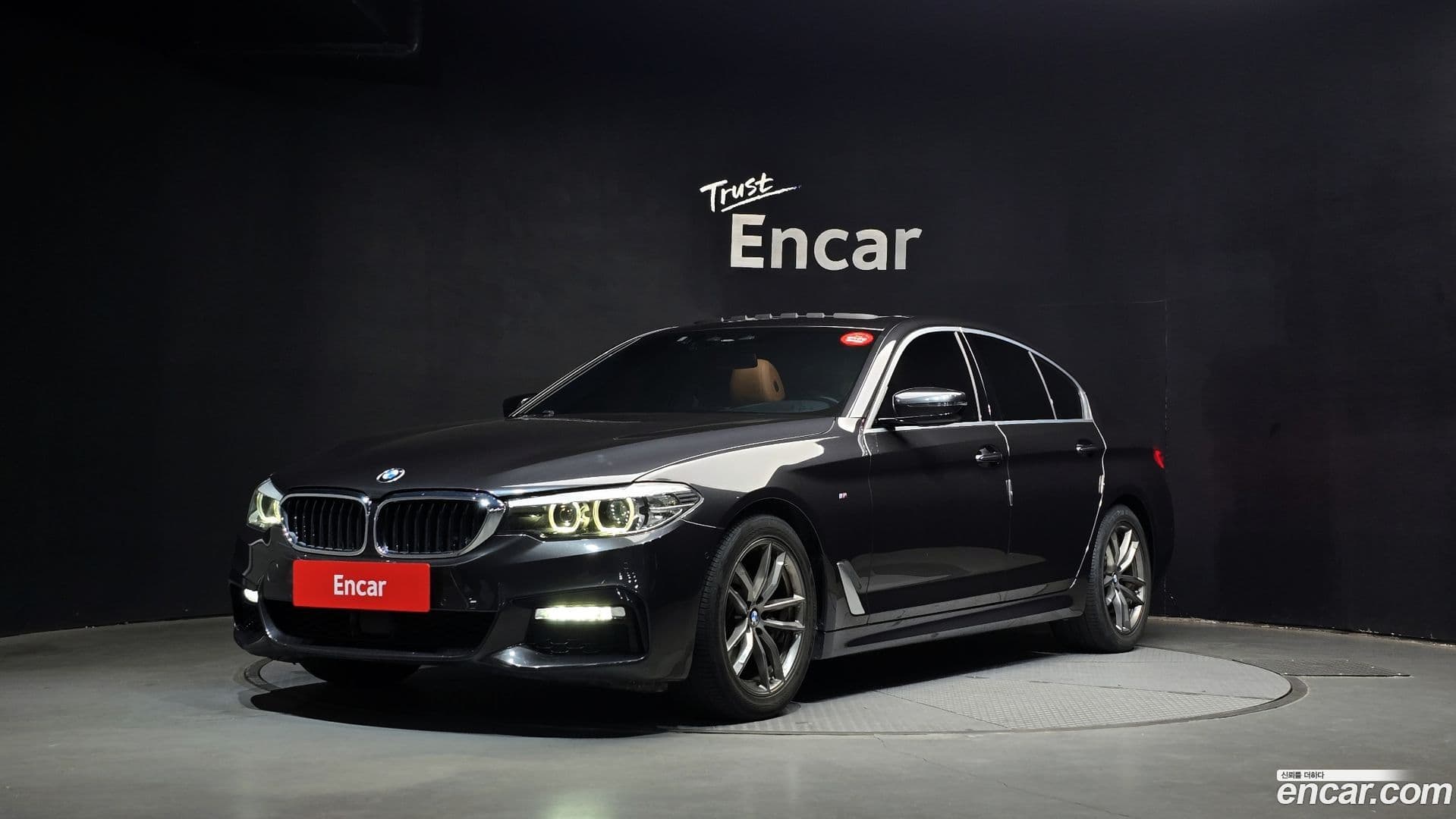 Main__Slider__Photo:5-Series BMW 2017.11-0