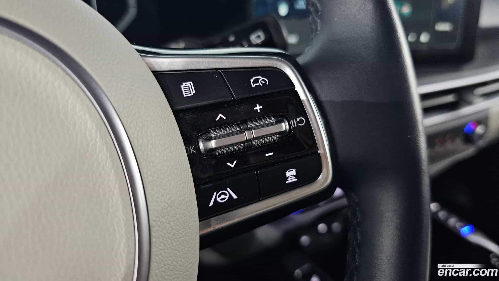 Sorento Kia 2024.0-OPTION-023