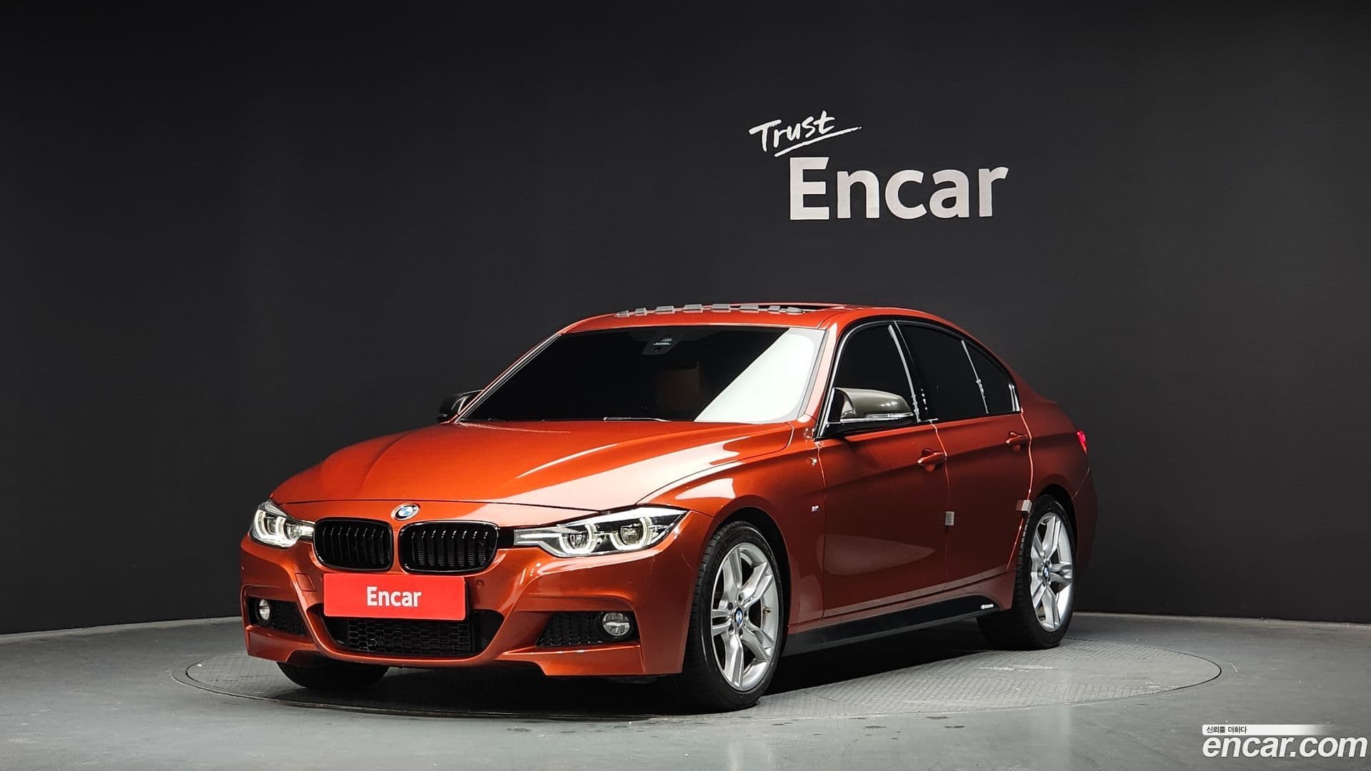 Main__Slider__Photo:3-Series BMW 2018.1-0